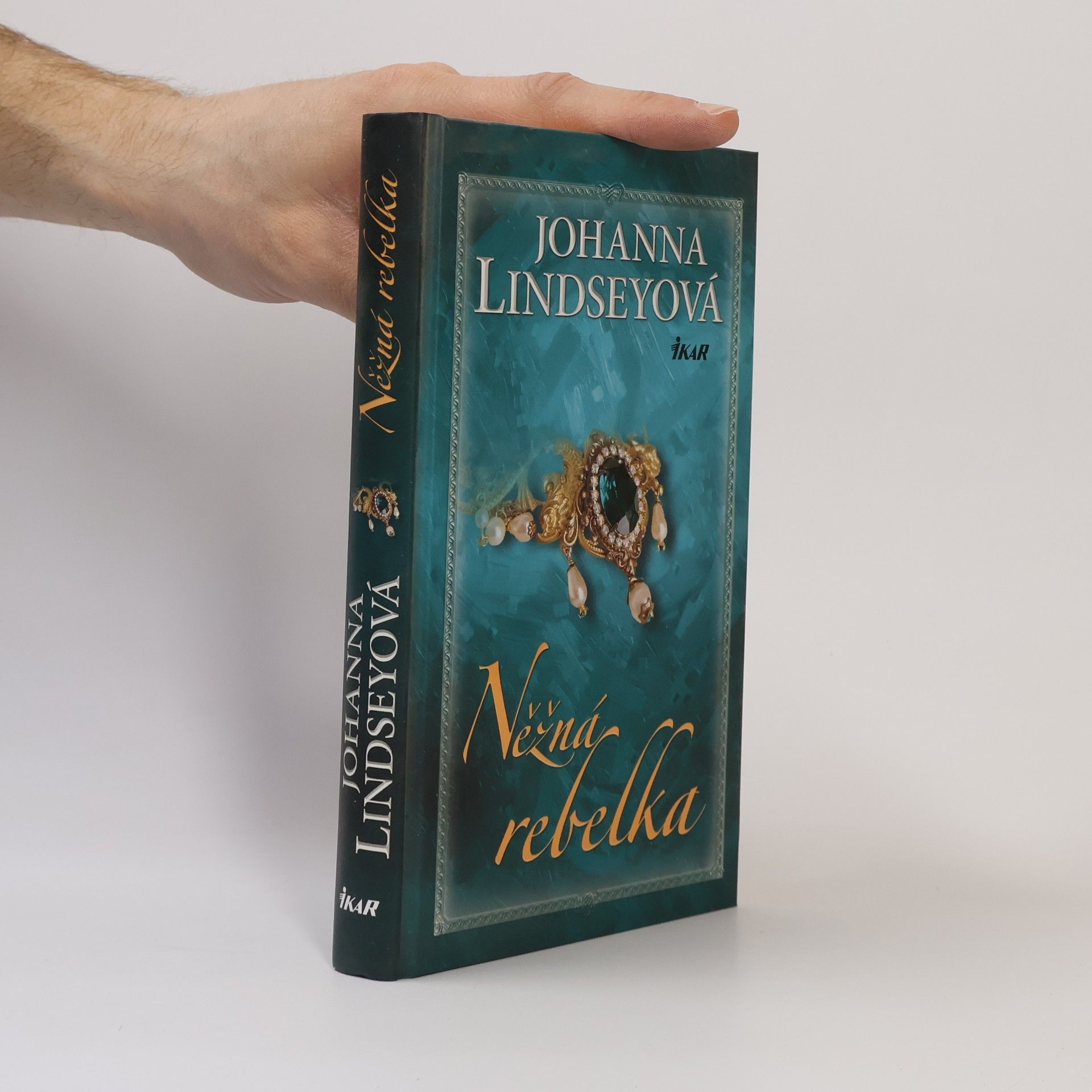 Johanna Lindsey Něžná rebelka