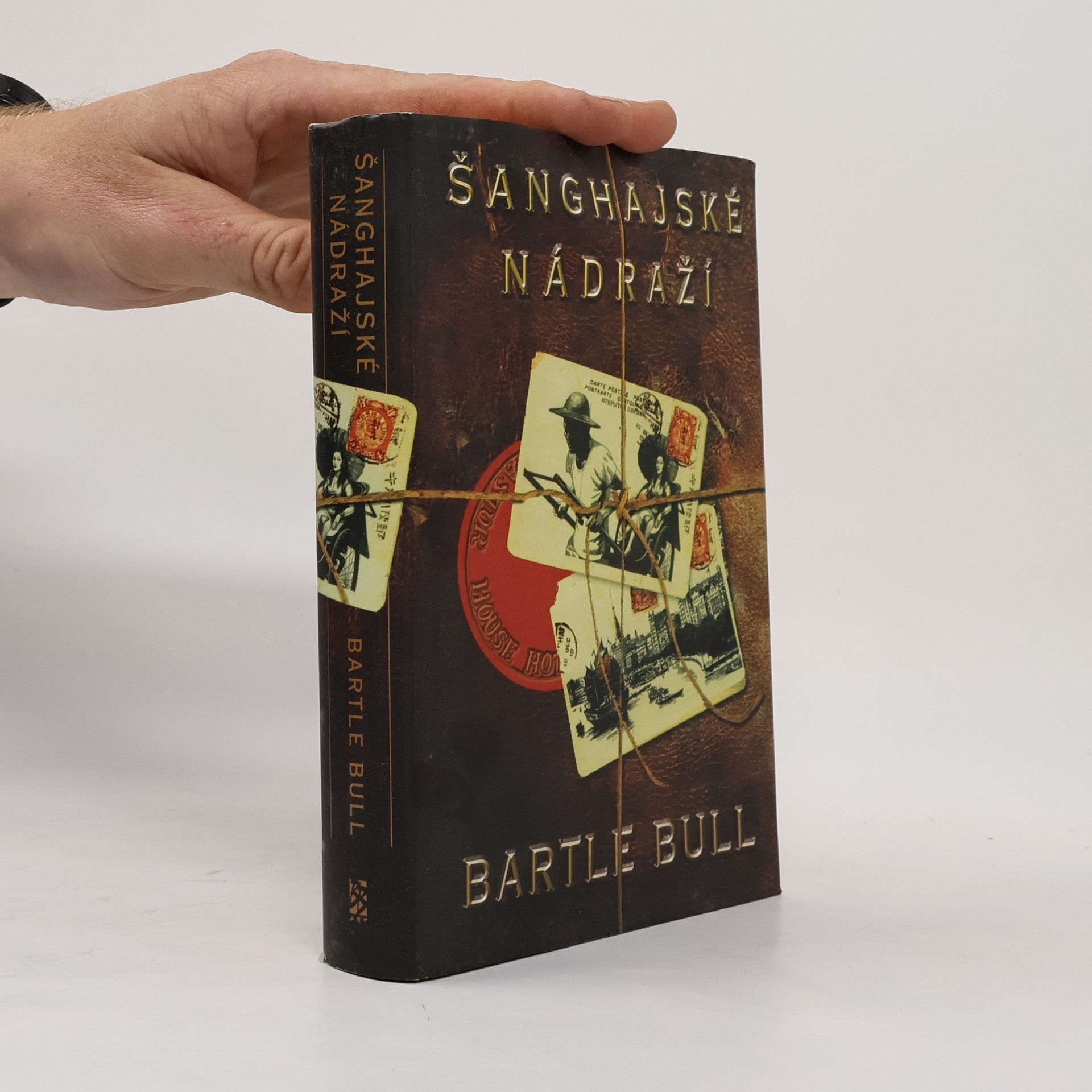 Bartle Bull Šanghajské nádraží