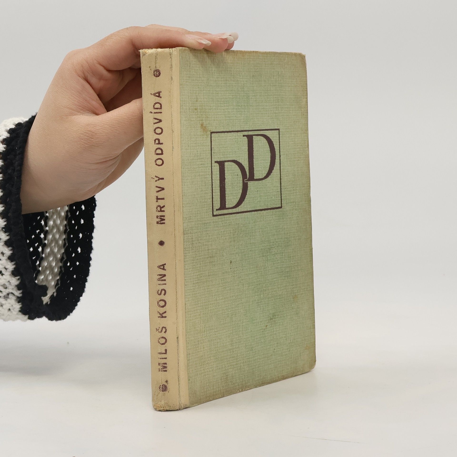 Miloš Kosina Mrtvý odpovídá