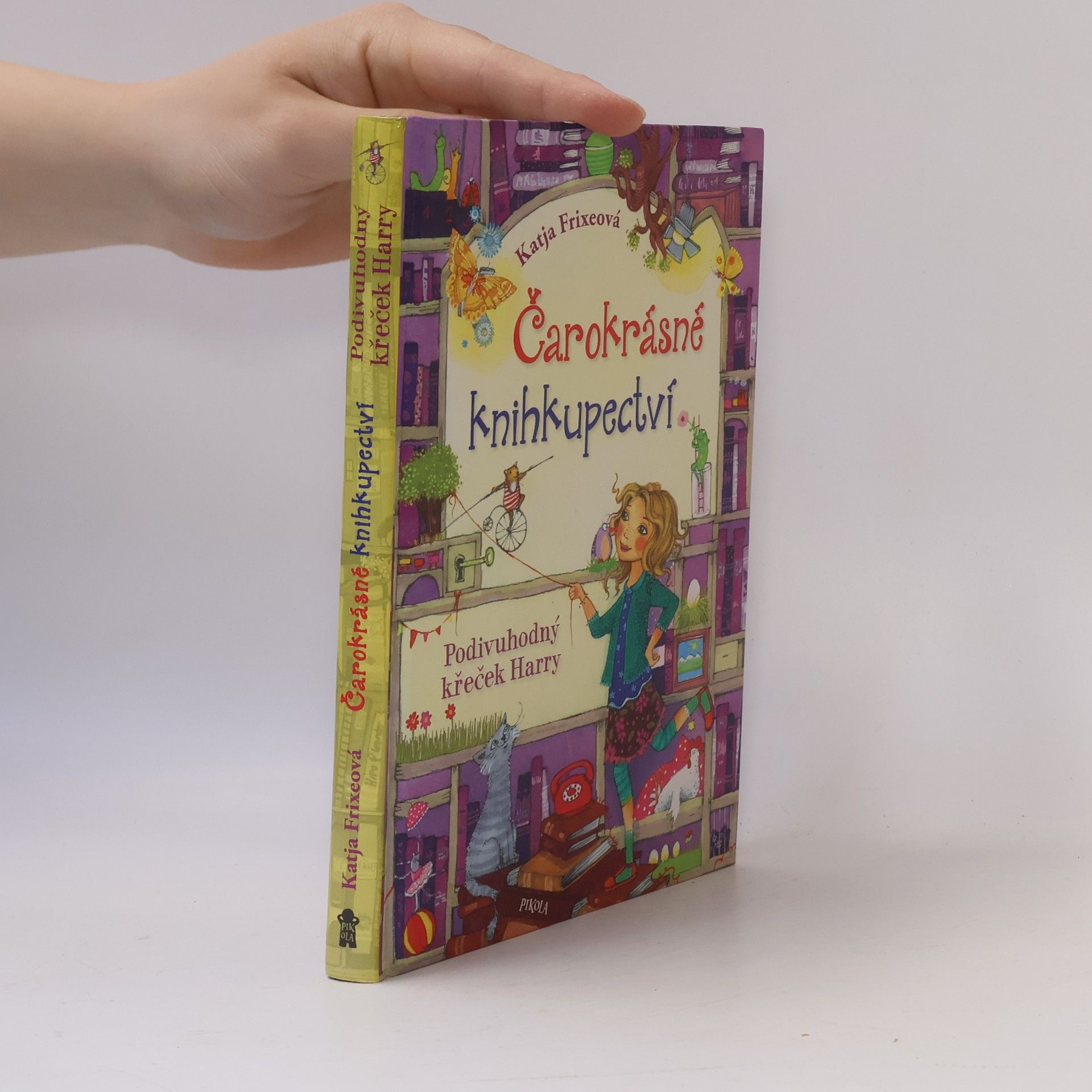 Katja Frixe Čarokrásné knihkupectví. Podivuhodný křeček Harry
