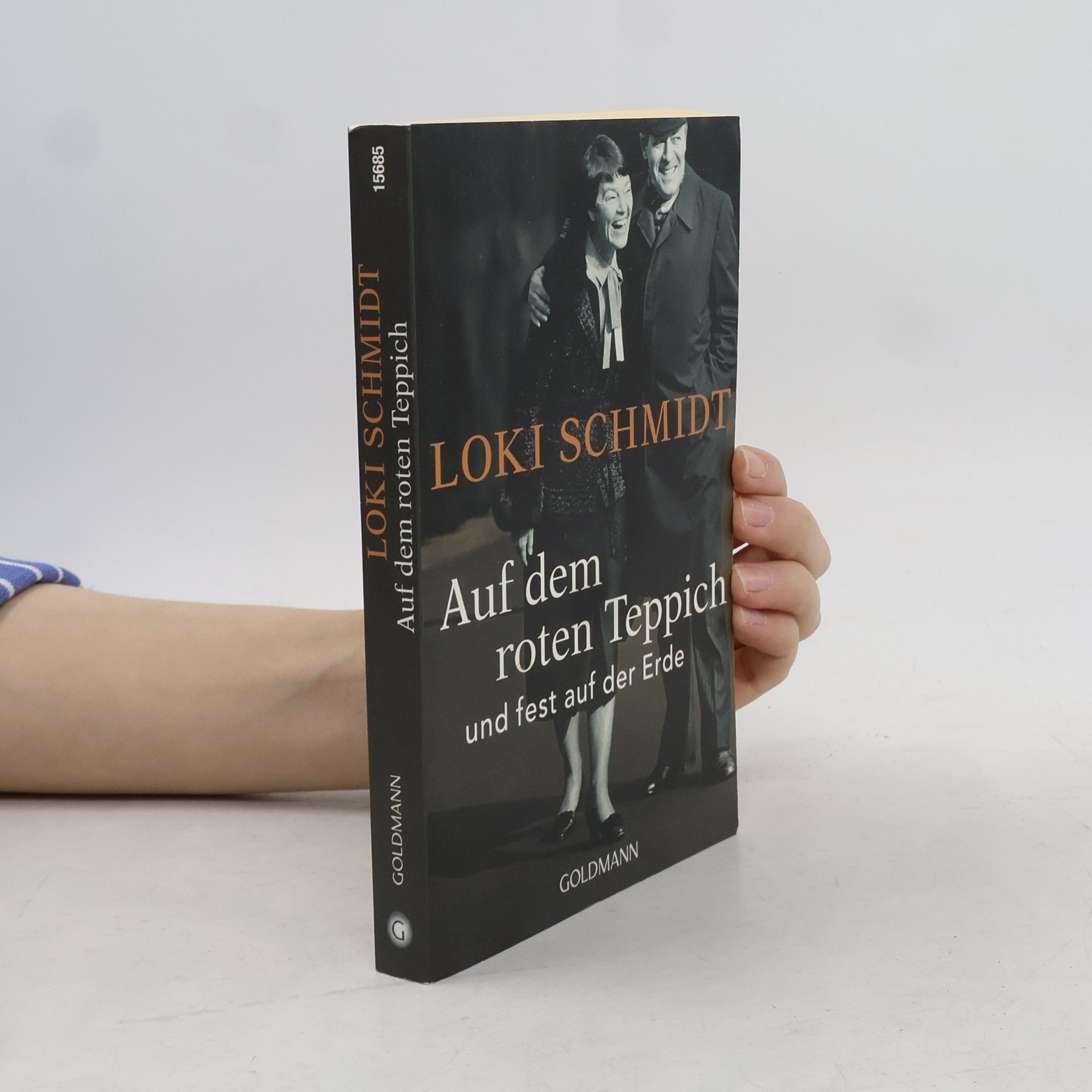 Loki Schmidt Auf dem roten Teppich und fest auf der Erde