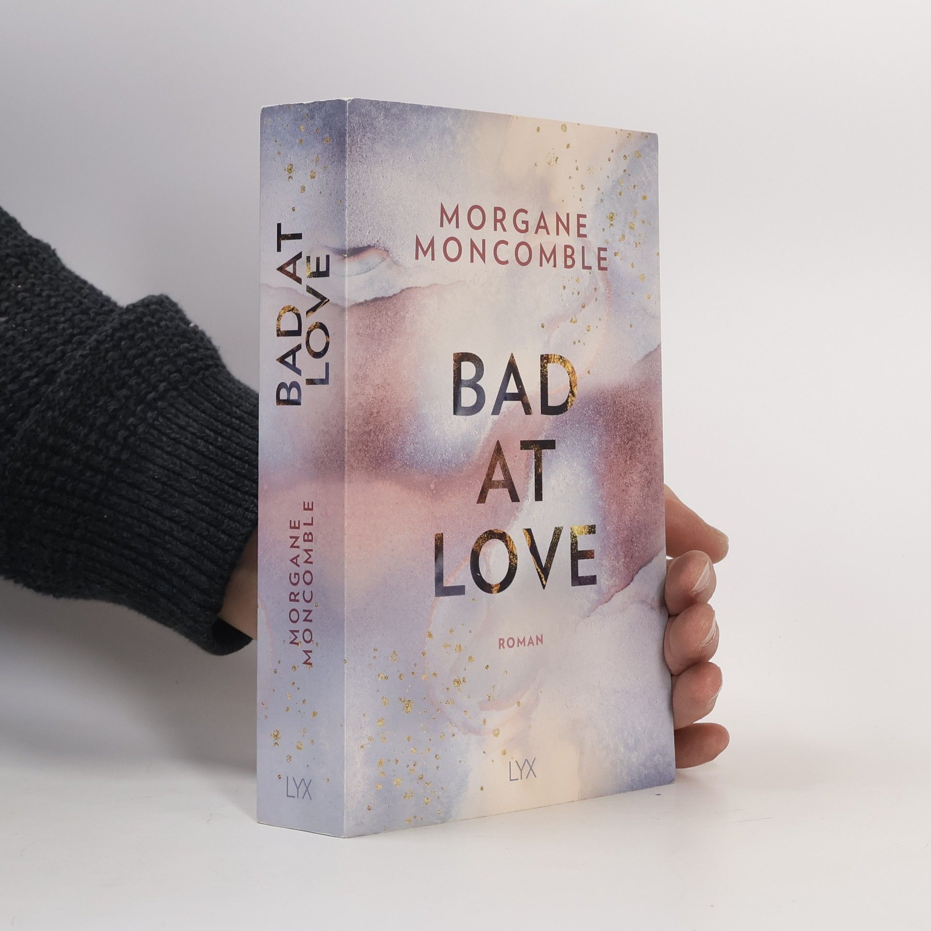 Morgane Moncomble Bad at love