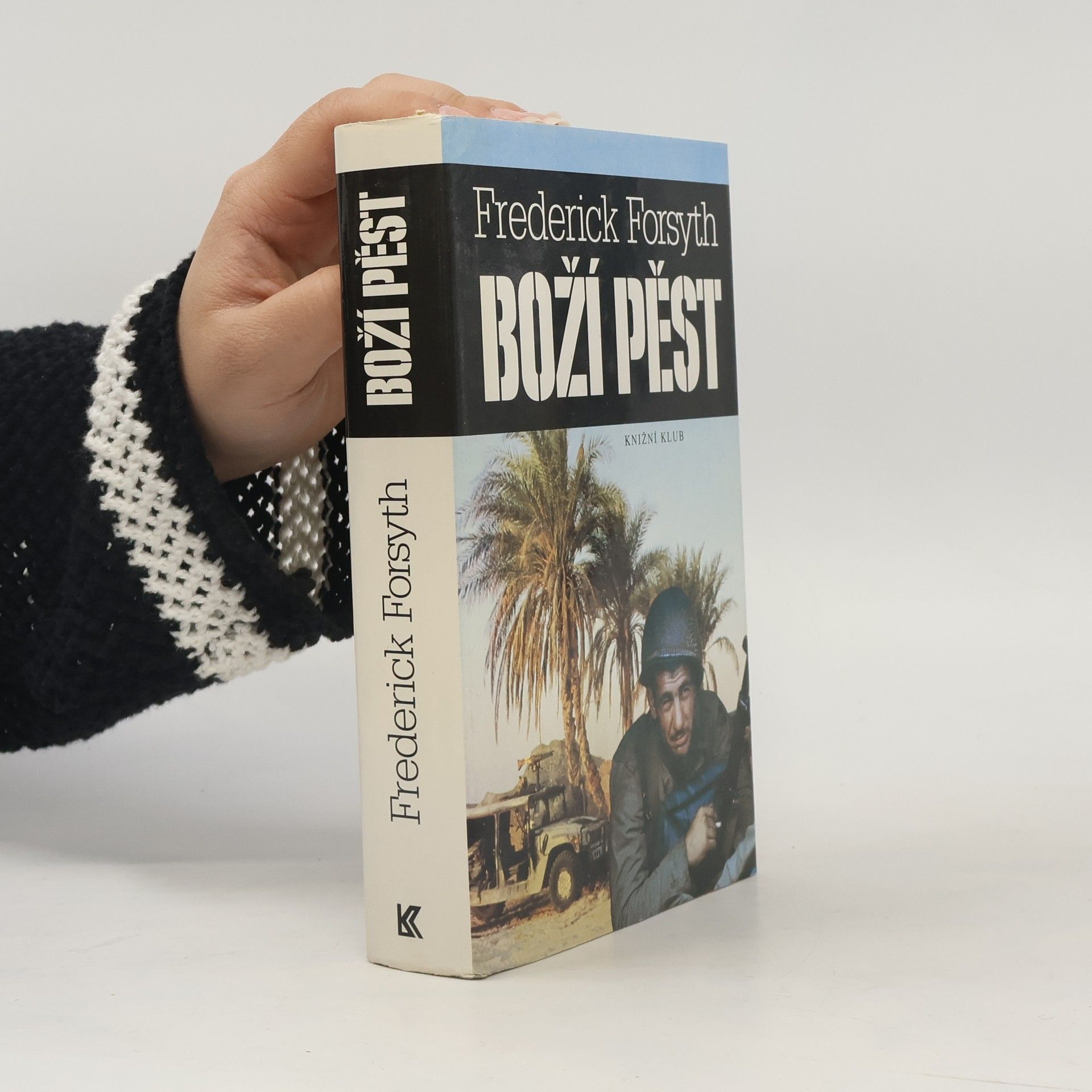 Frederick Forsyth Boží pěst