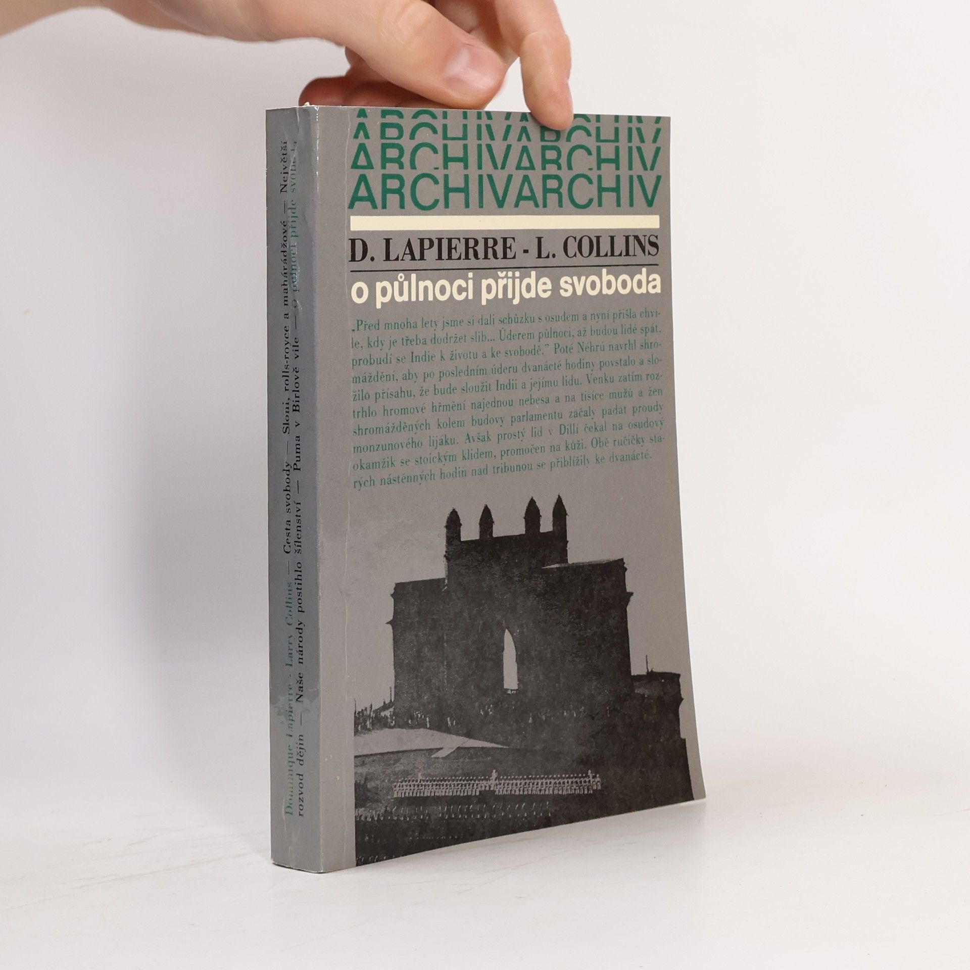 O půlnoci přijde svoboda