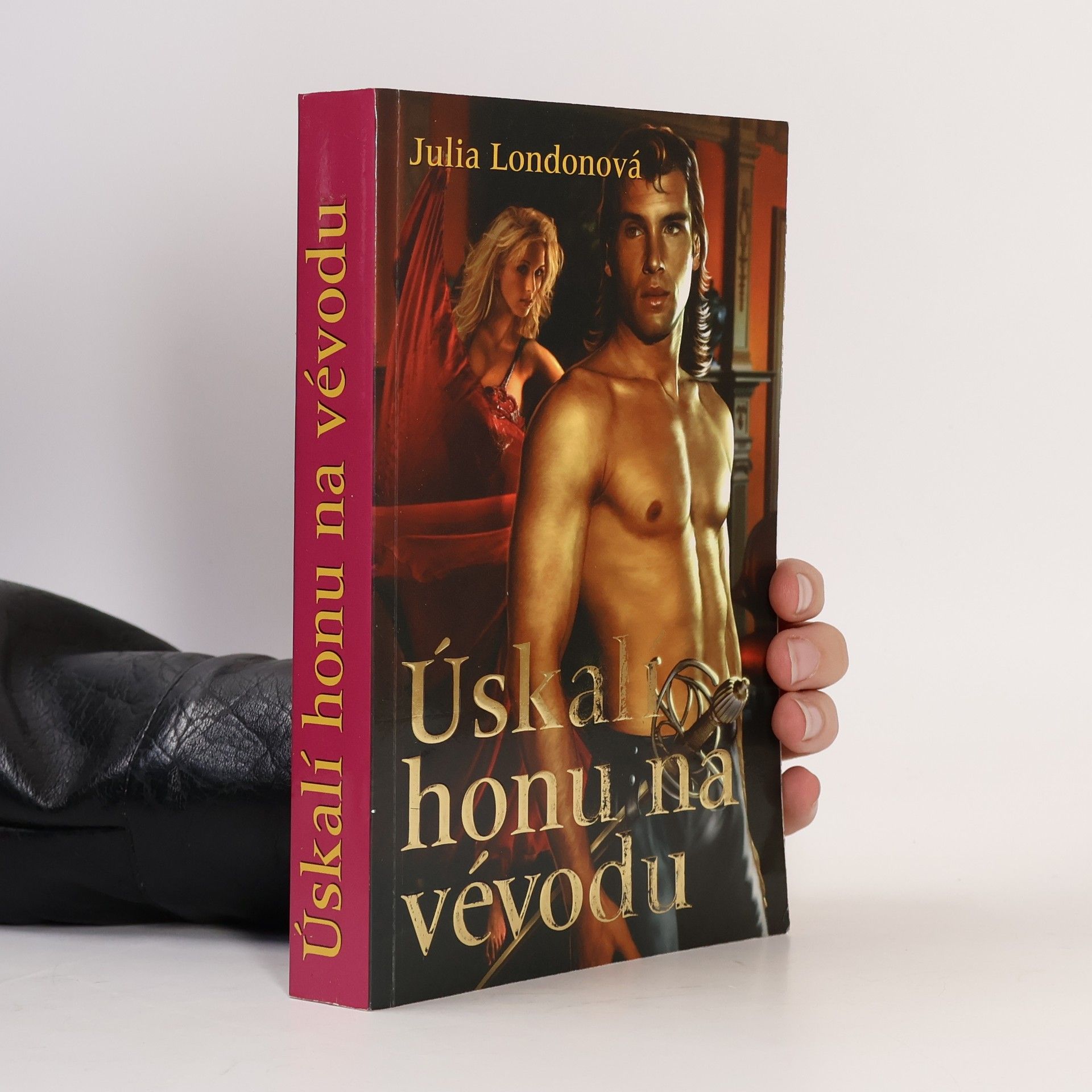Julia London Úskalí honu na vévodu
