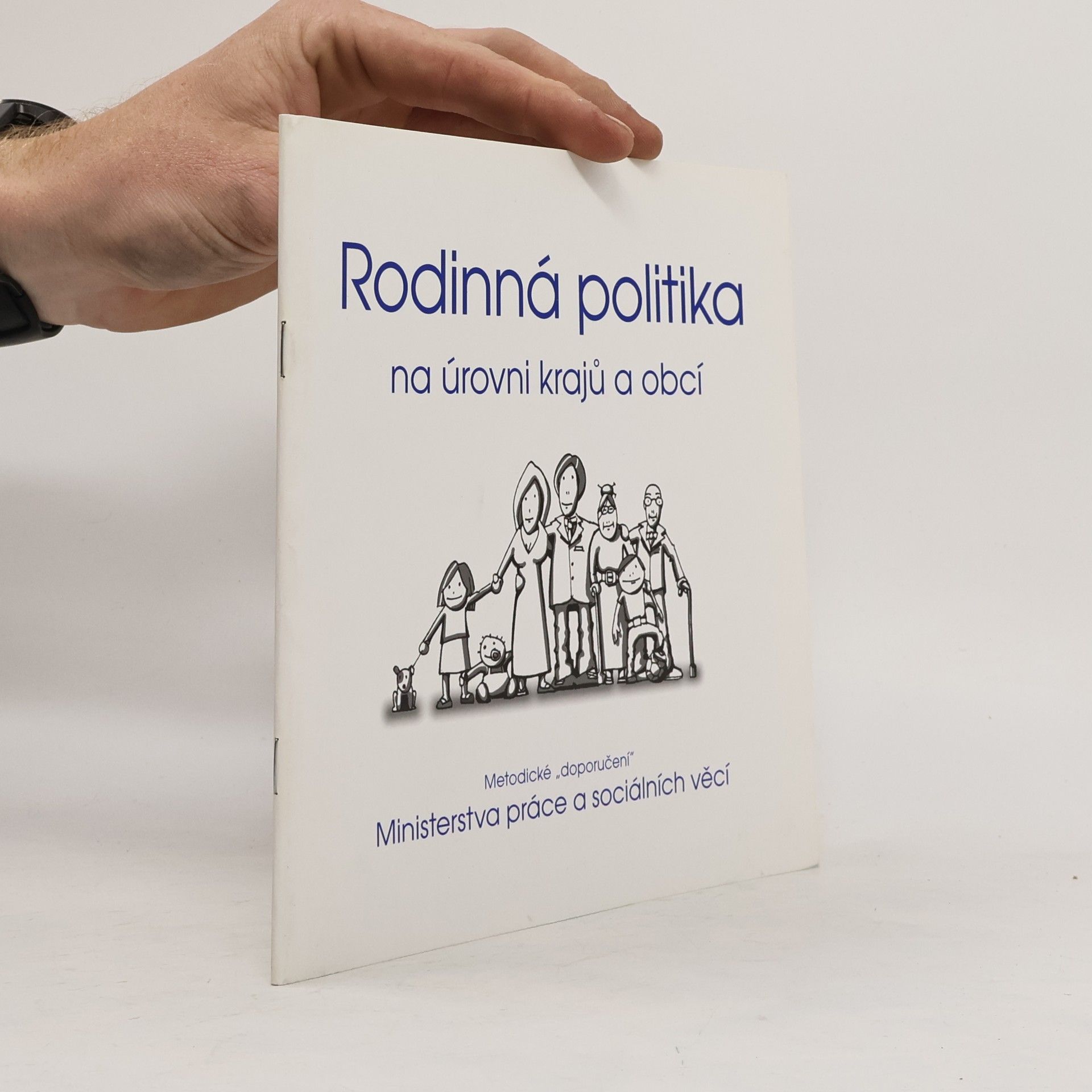 Rodinná politika na úrovni krajů a obcí