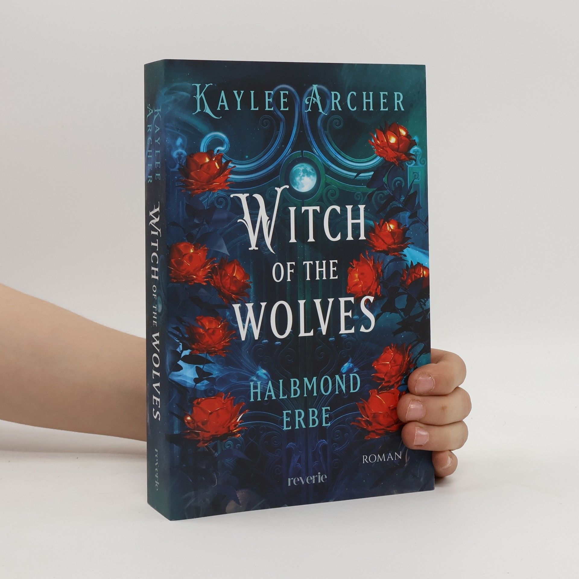 Kaylee Archer Halbmond Erbe: Witch of the Wolves