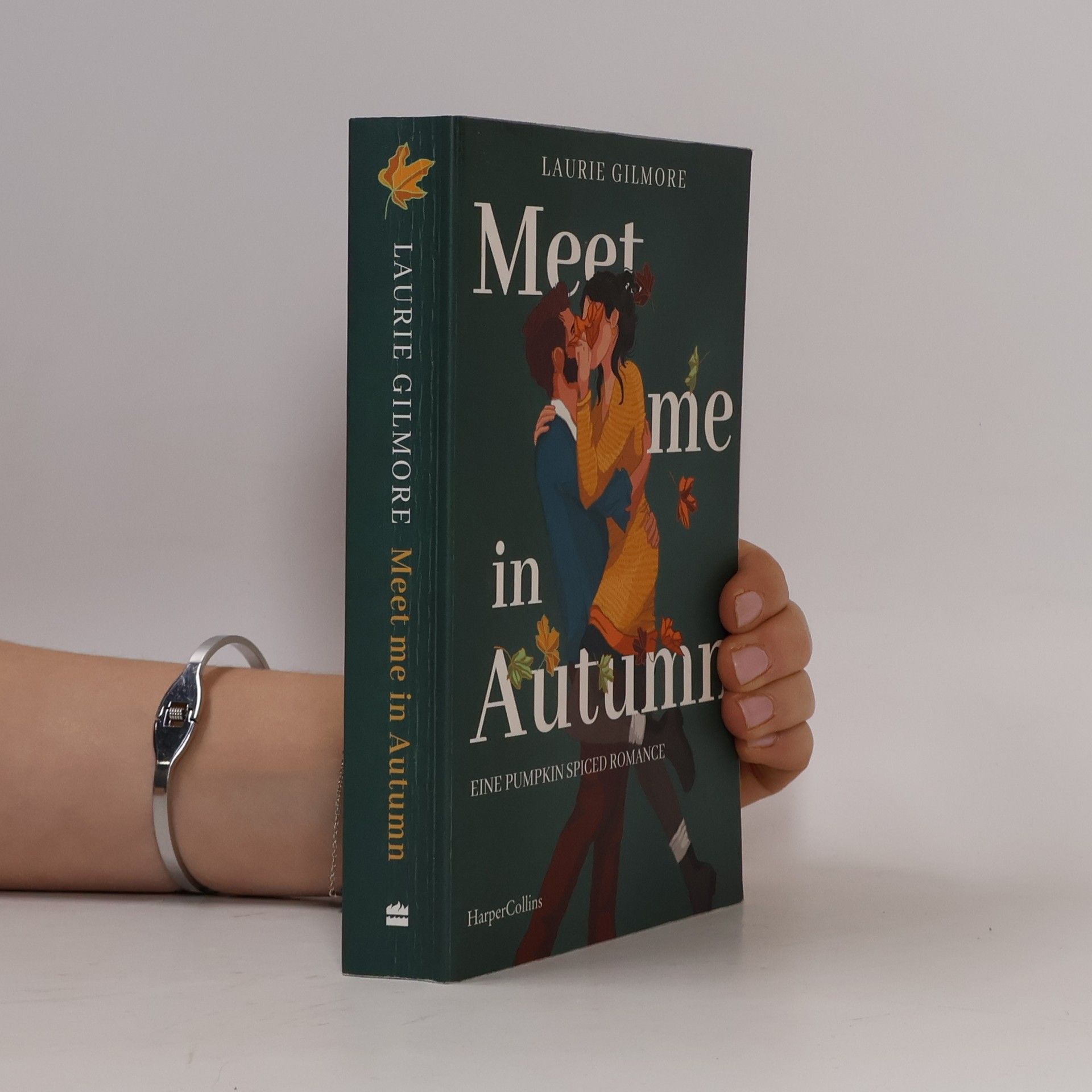 Laurie Gilmore Meet Me in Autumn