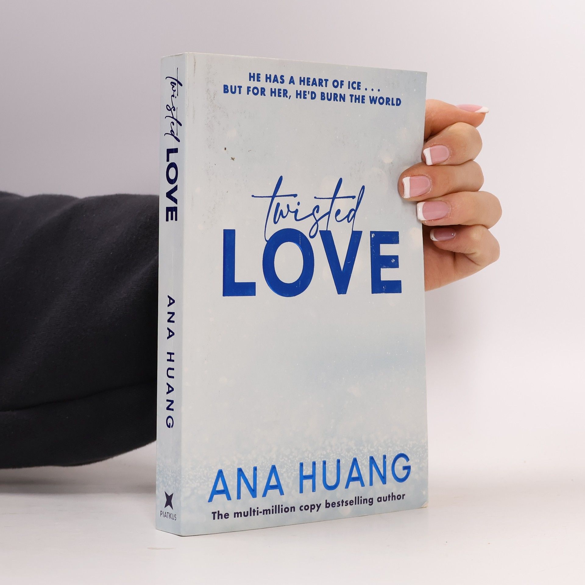 Ana Huang Twisted love. Twisted book one