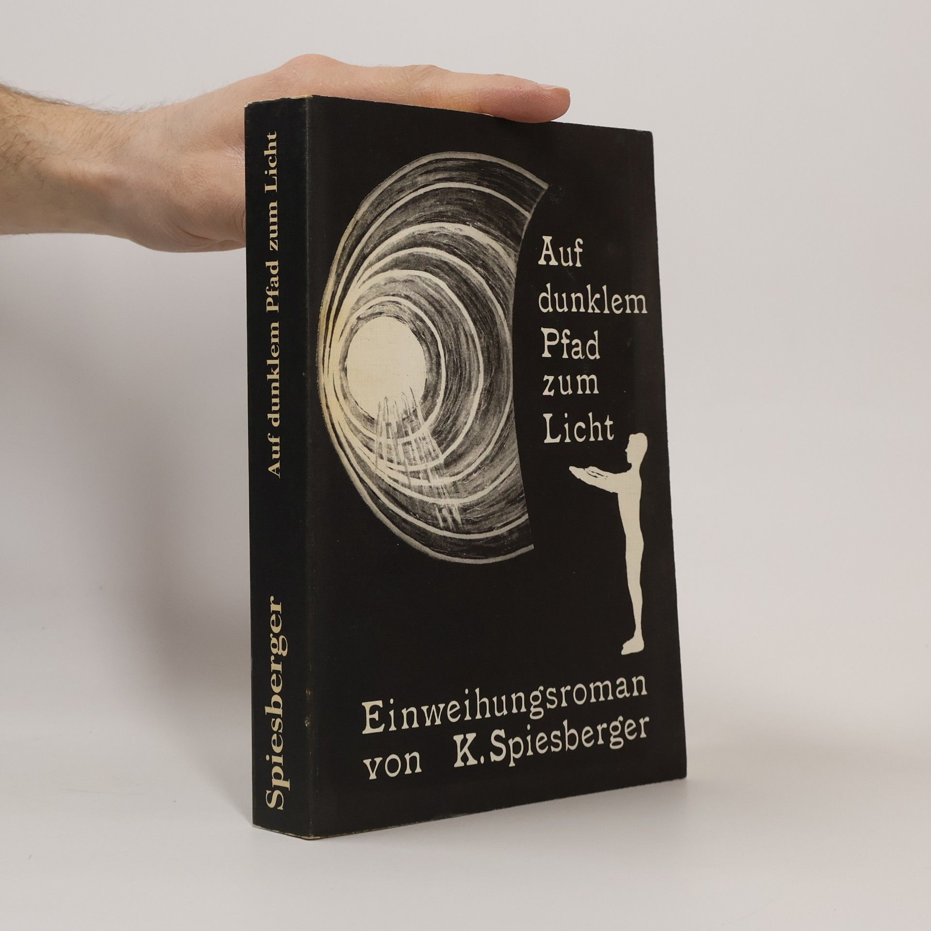 Auf dunklem Pfad zum Licht