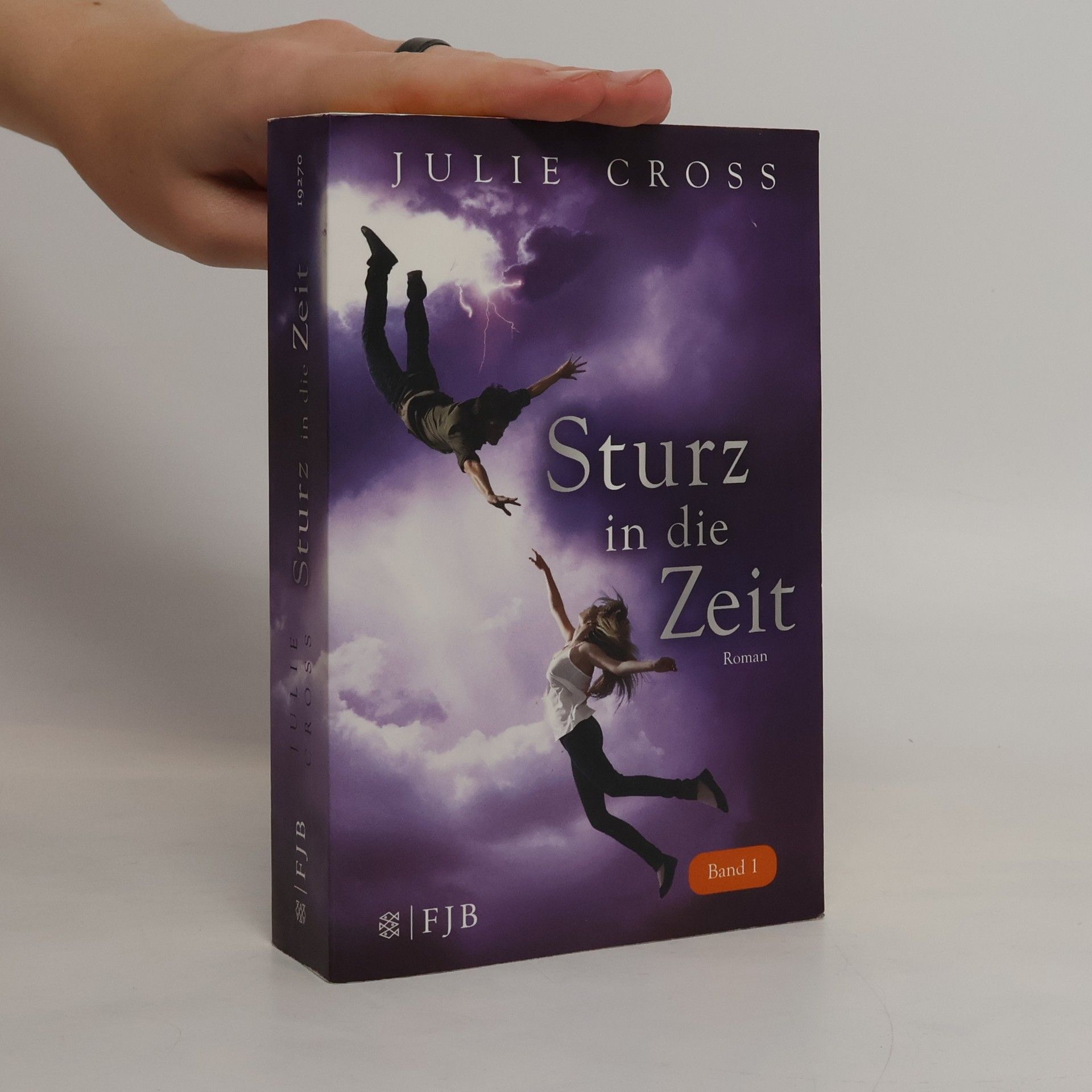 Juliet Cross Sturz in die Zeit