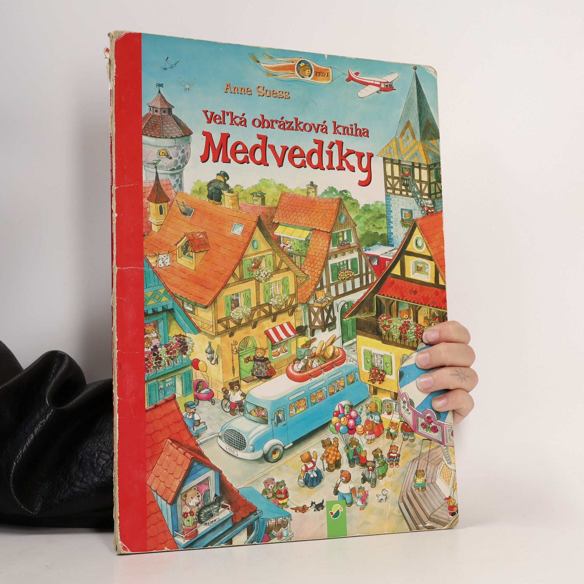 Anne Suess Medvědi. Velká obrázková knížka