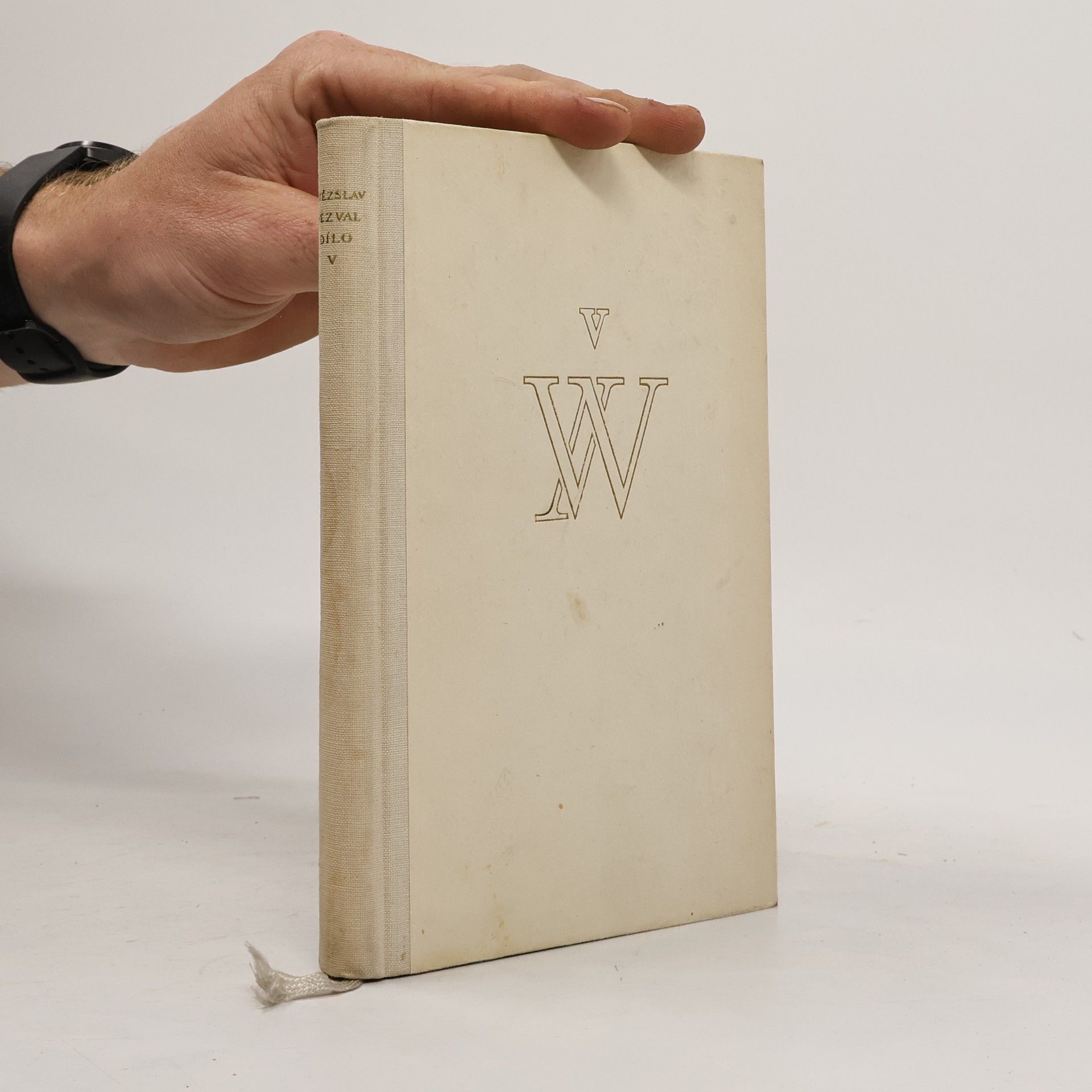 Vítězslav Nezval Dílo V. Sbohem a šáteček