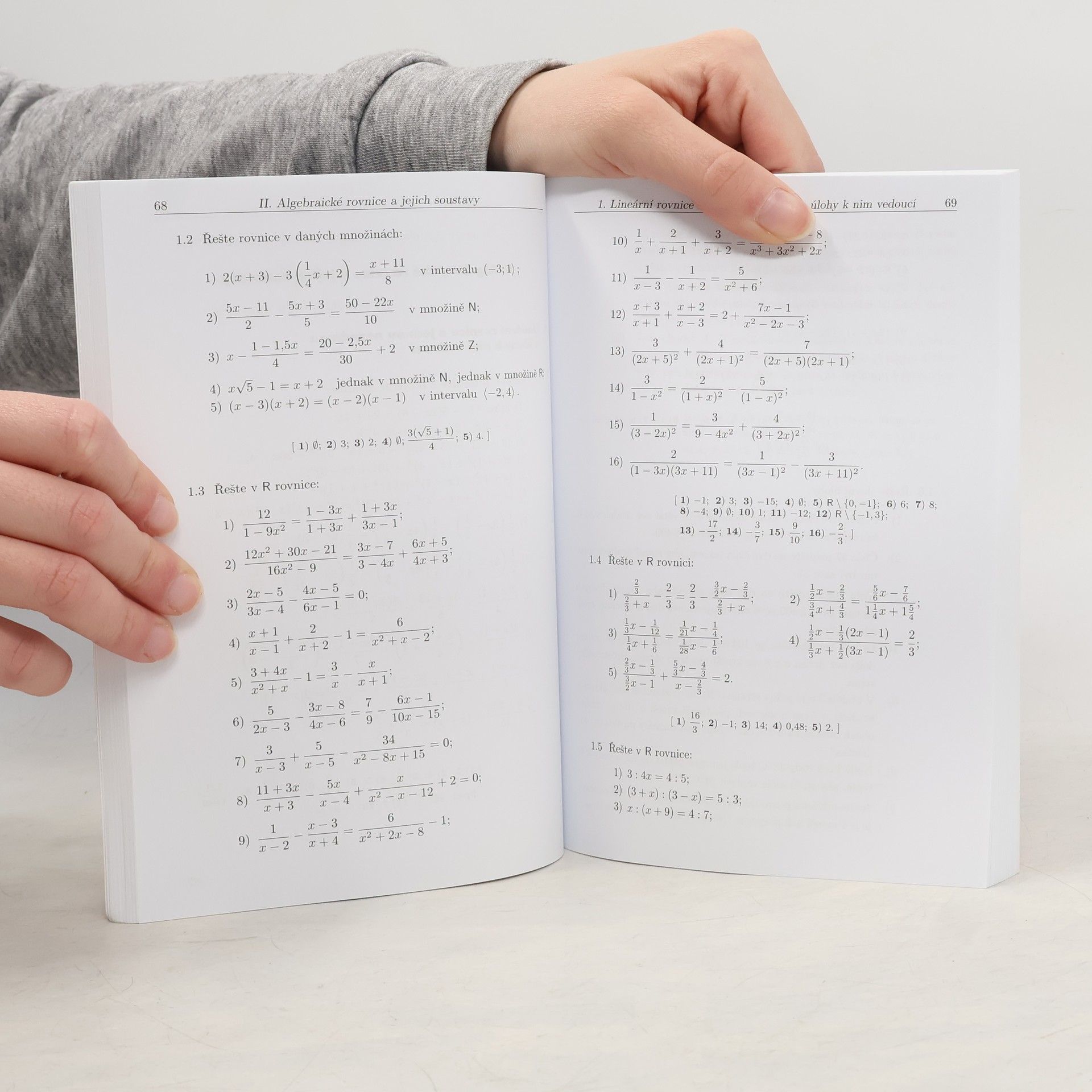 František Janeček Sbírka úloh z matematiky pro střední školy