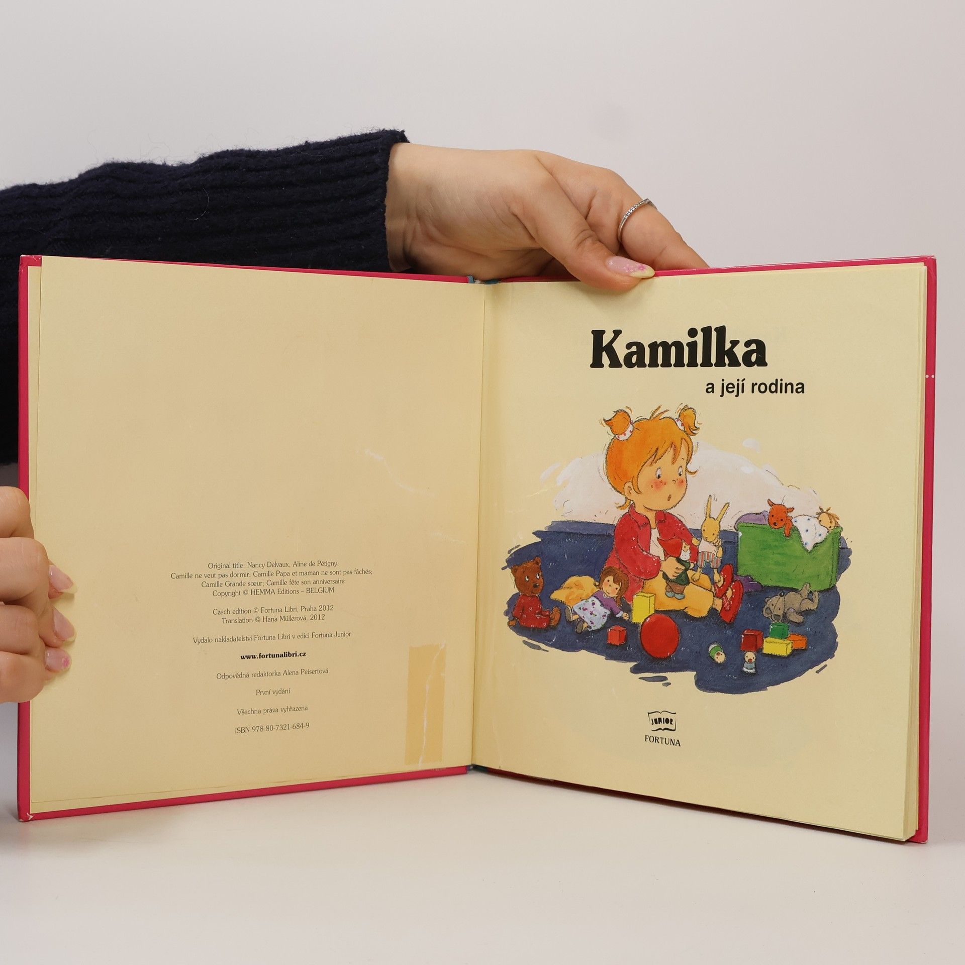 Nancy Delvaux Kamilka a její rodina