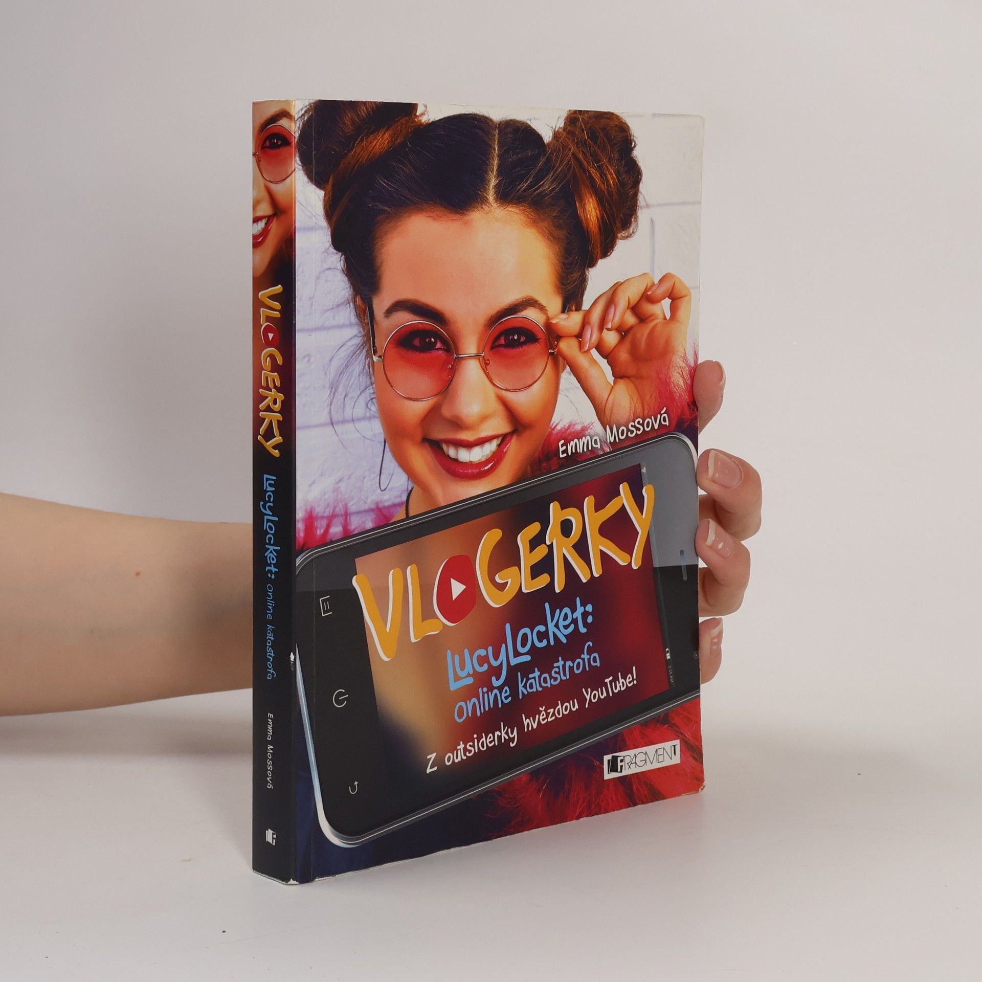 Vlogerky: Lucy Locket: Online katastrofa