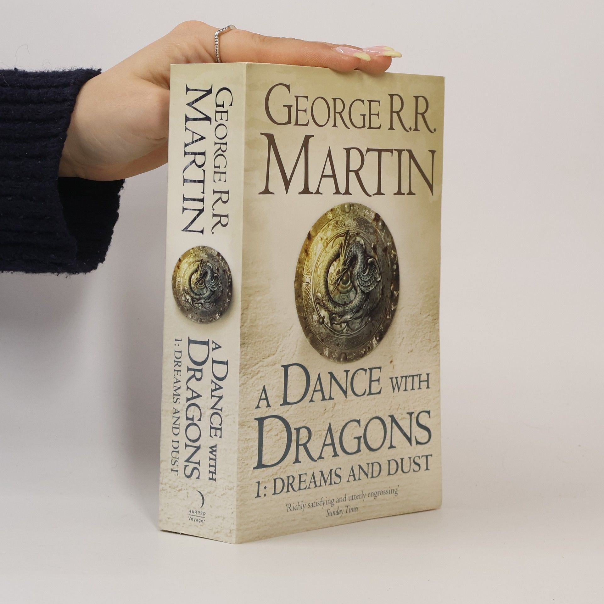 A Dance With Dragons 1: Dreams And Dust