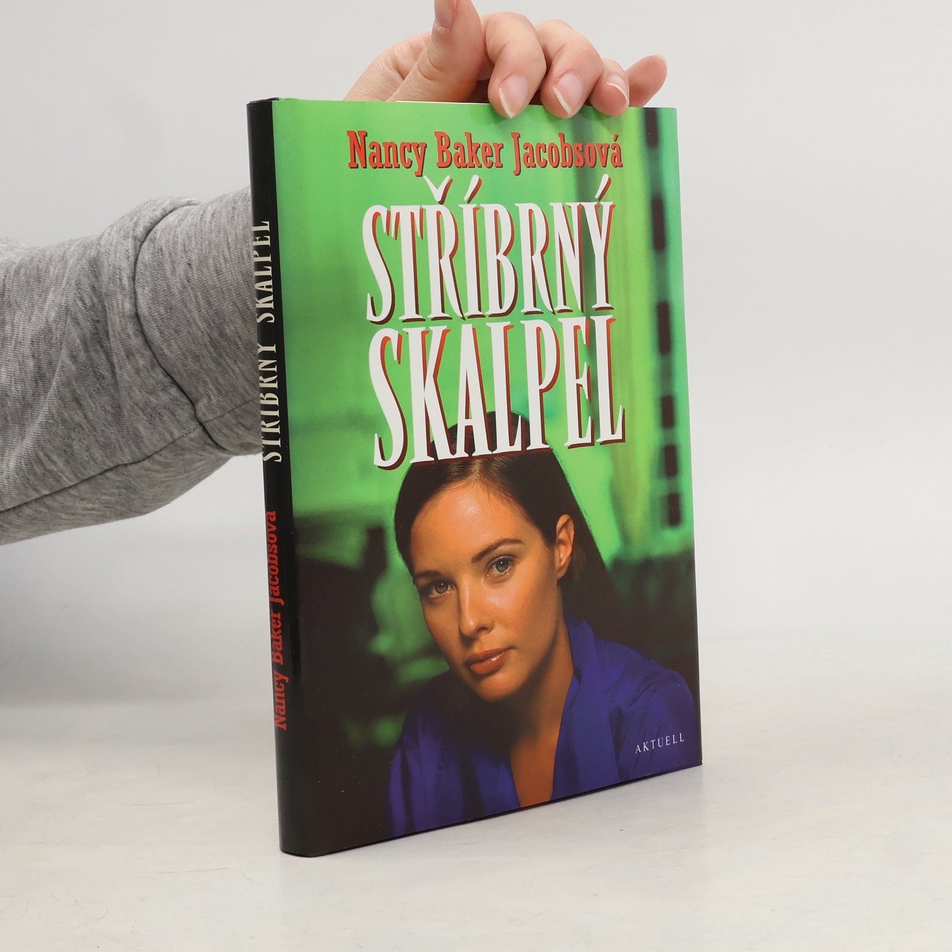 Nancy Baker Jacobs Stříbrný skalpel