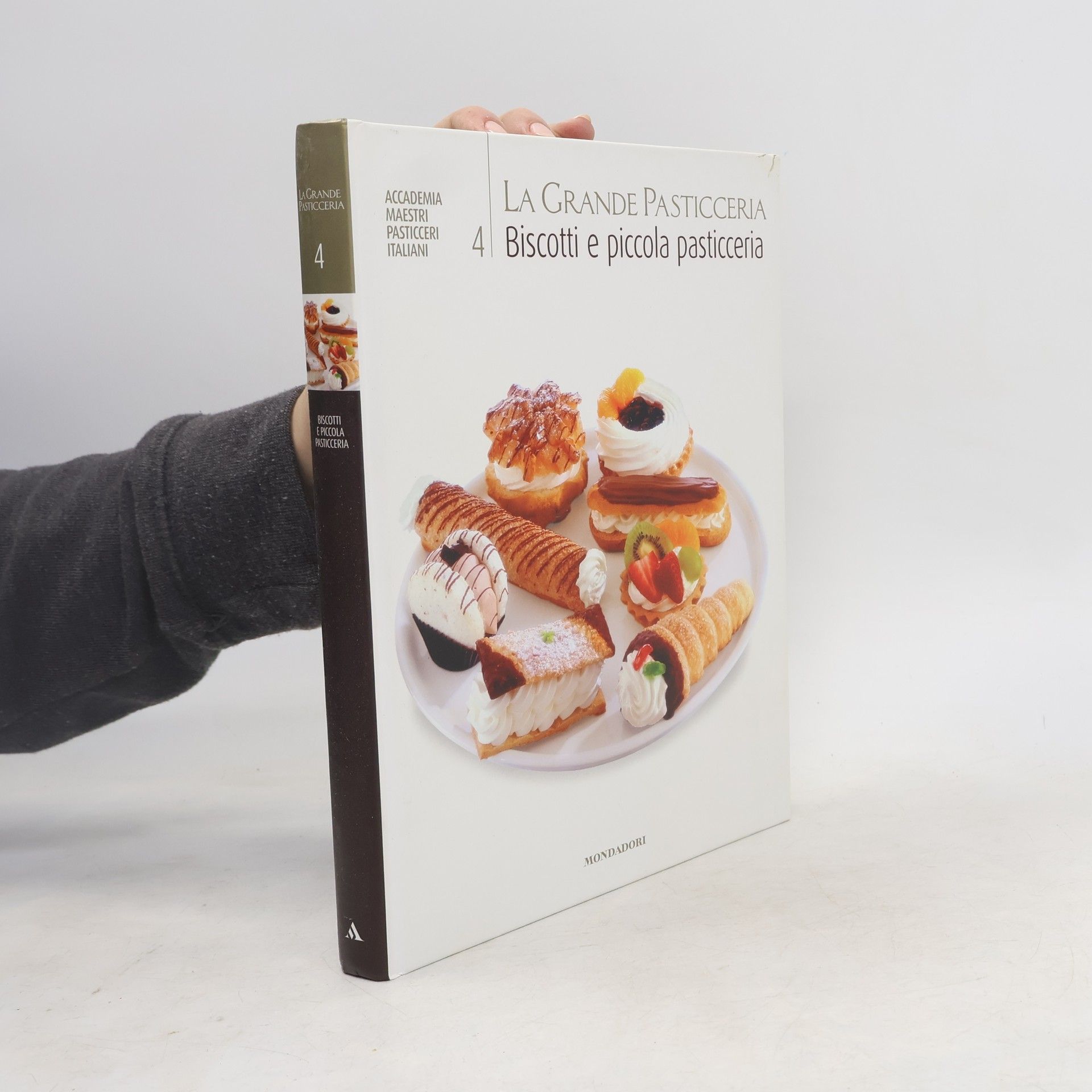 Autorenkollektiv La Grande Pasticceria 4. Biscotti e piccola pasticceria