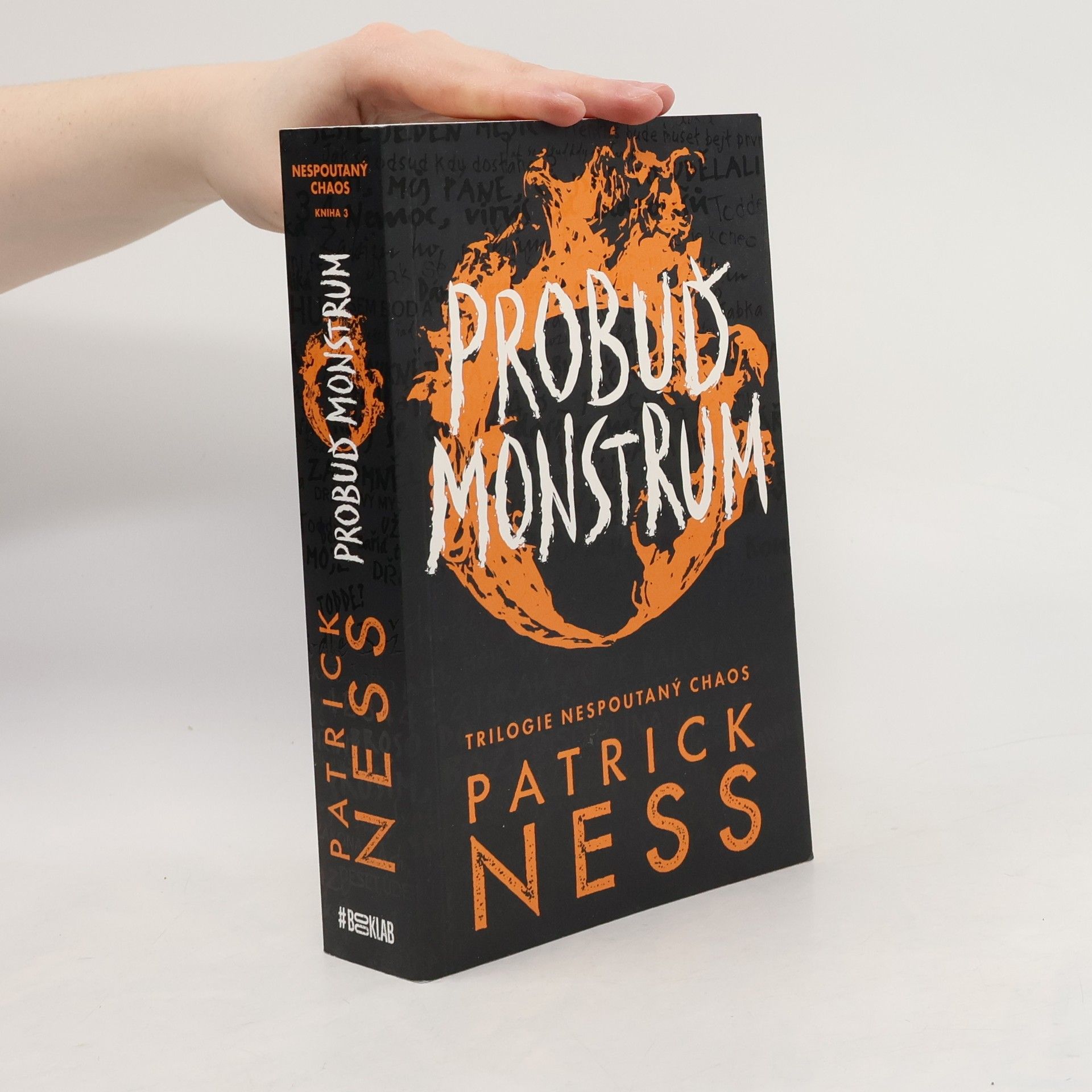 Patrick Ness Probuď monstrum
