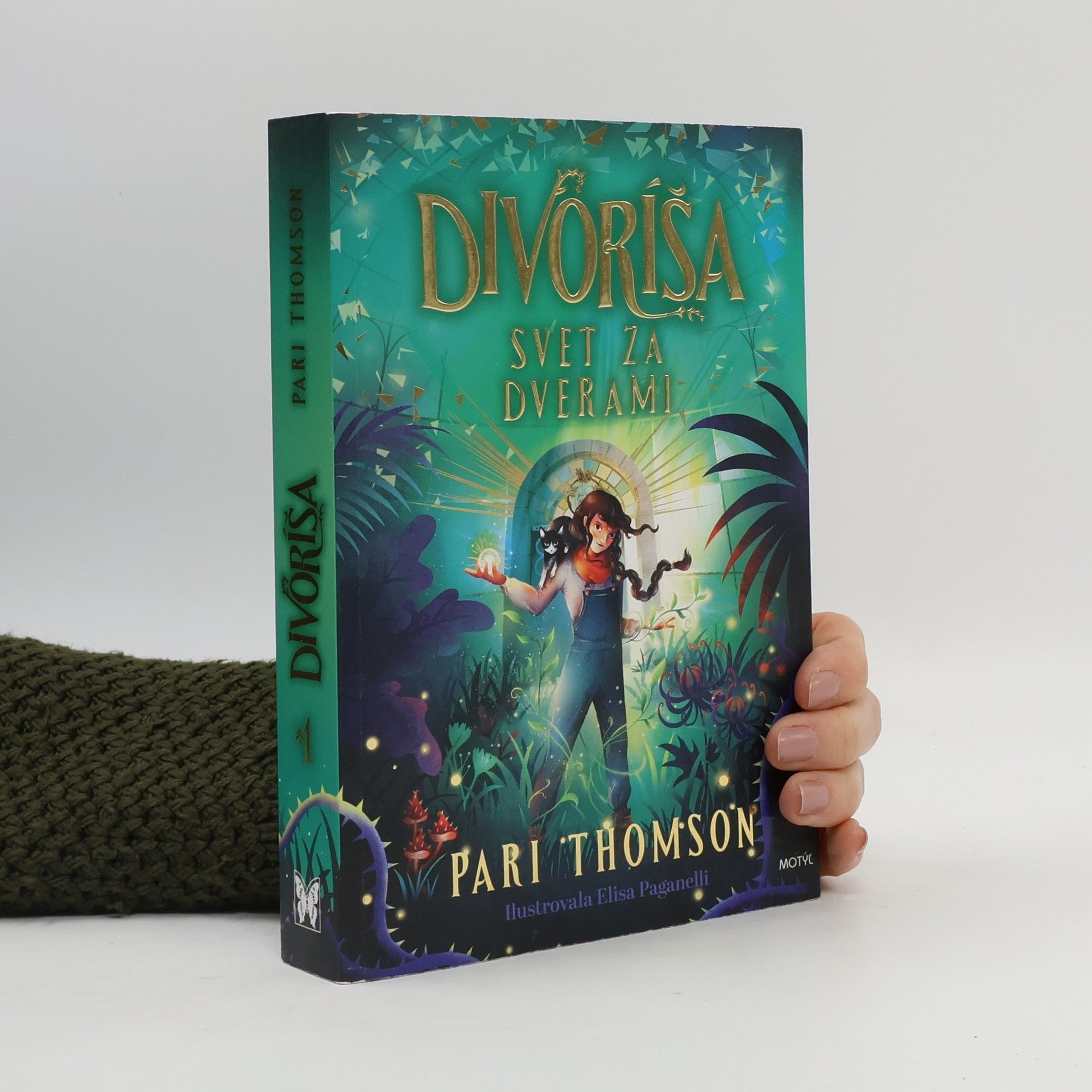 Pari Thomson Divoríša. Svet za dverami