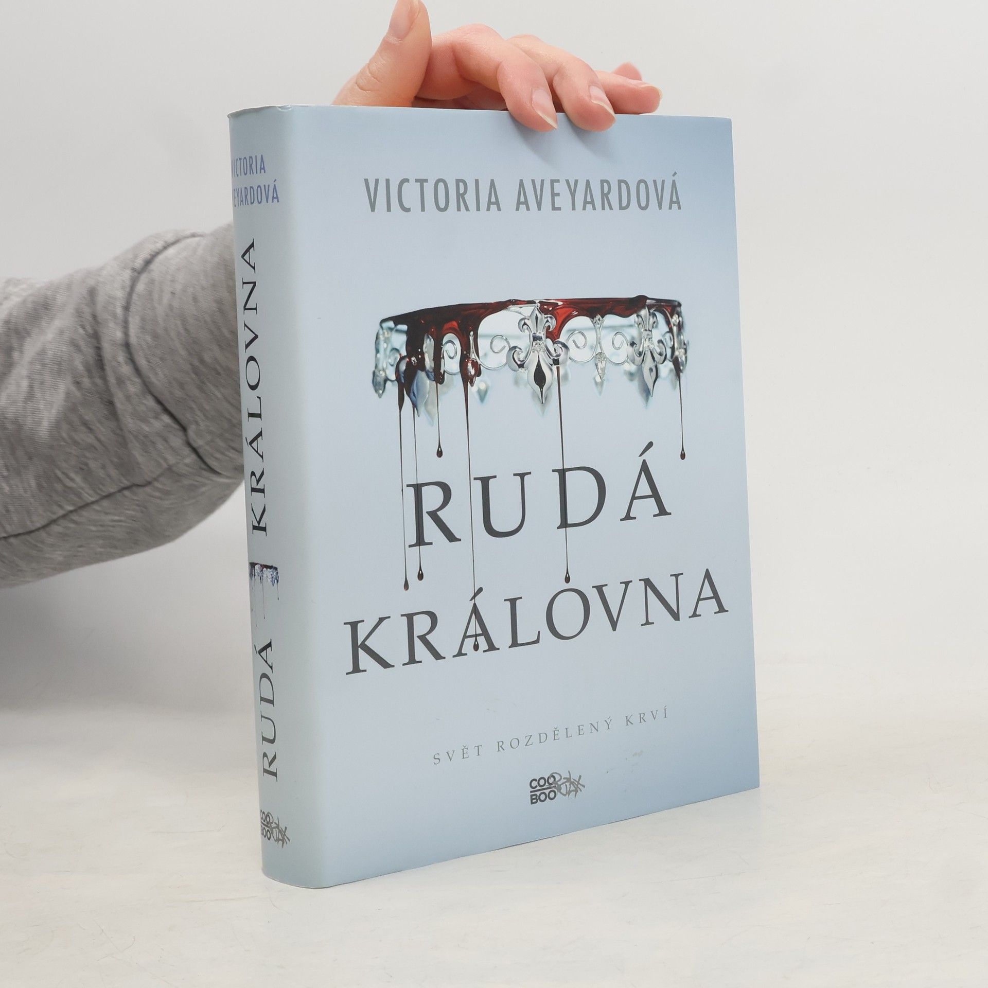 Rudá královna. 1. díl