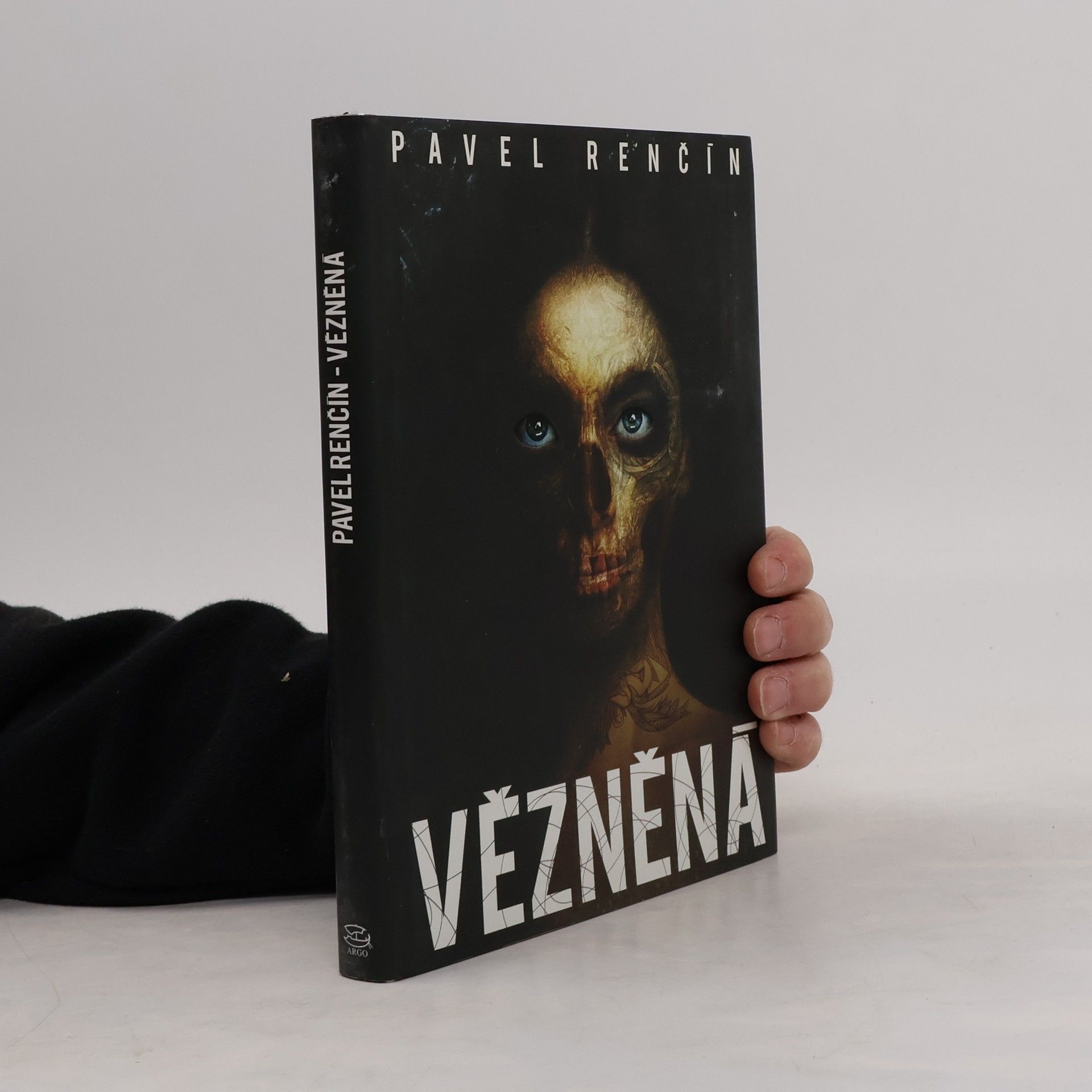 Pavel Renčín Vězněná