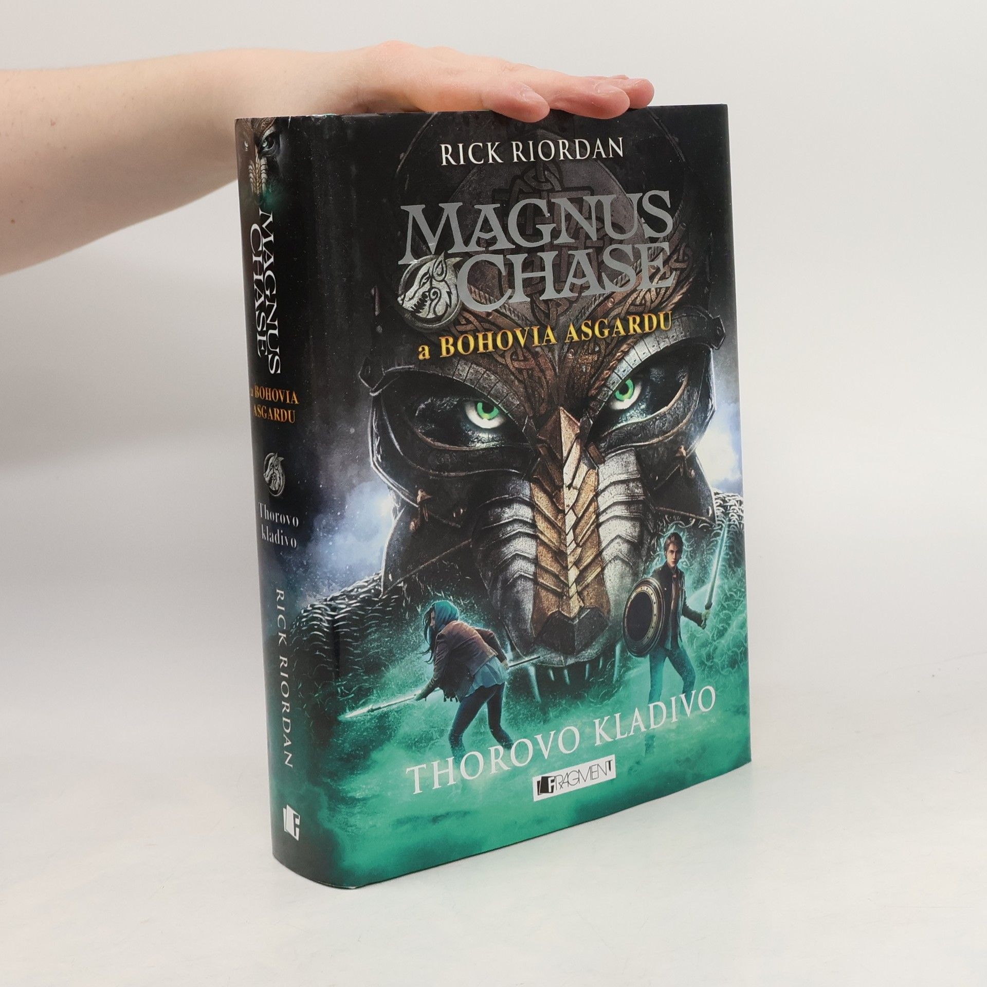 Rick Riordan Magnus Chase a bohové Ásgardu - Thorovo kladivo