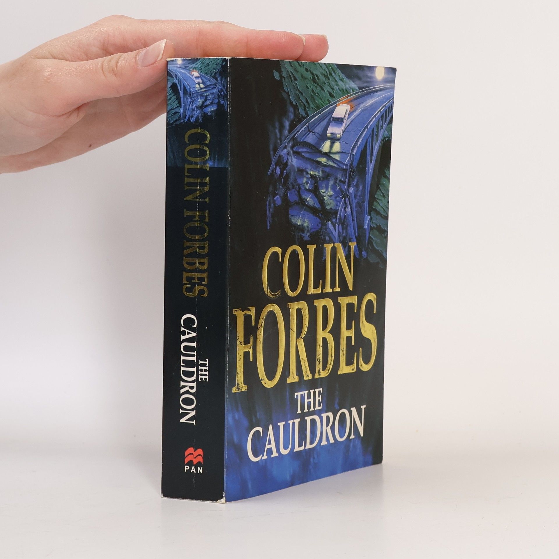 Colin Forbes The Cauldron
