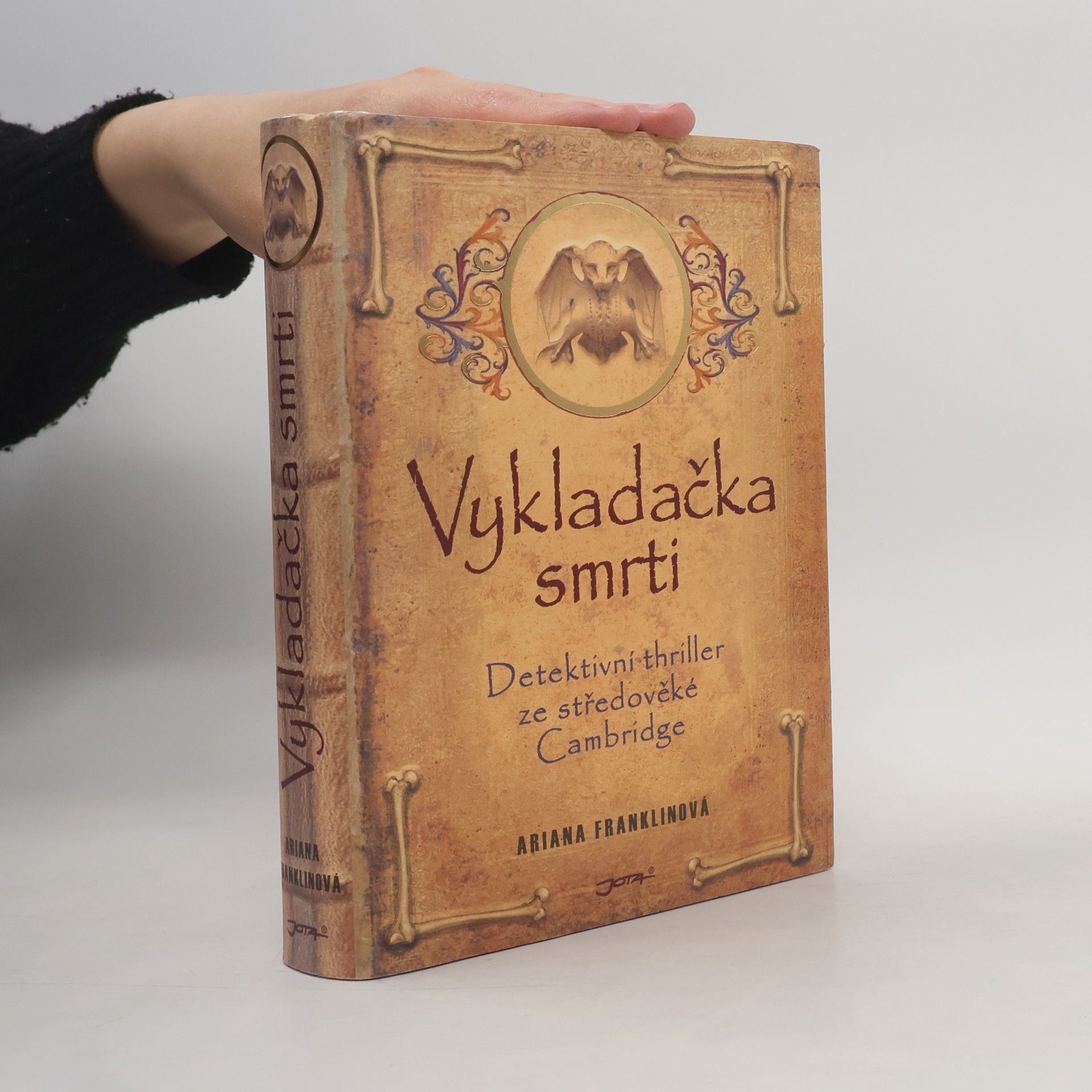 Ariana Franklin Vykladačka smrti