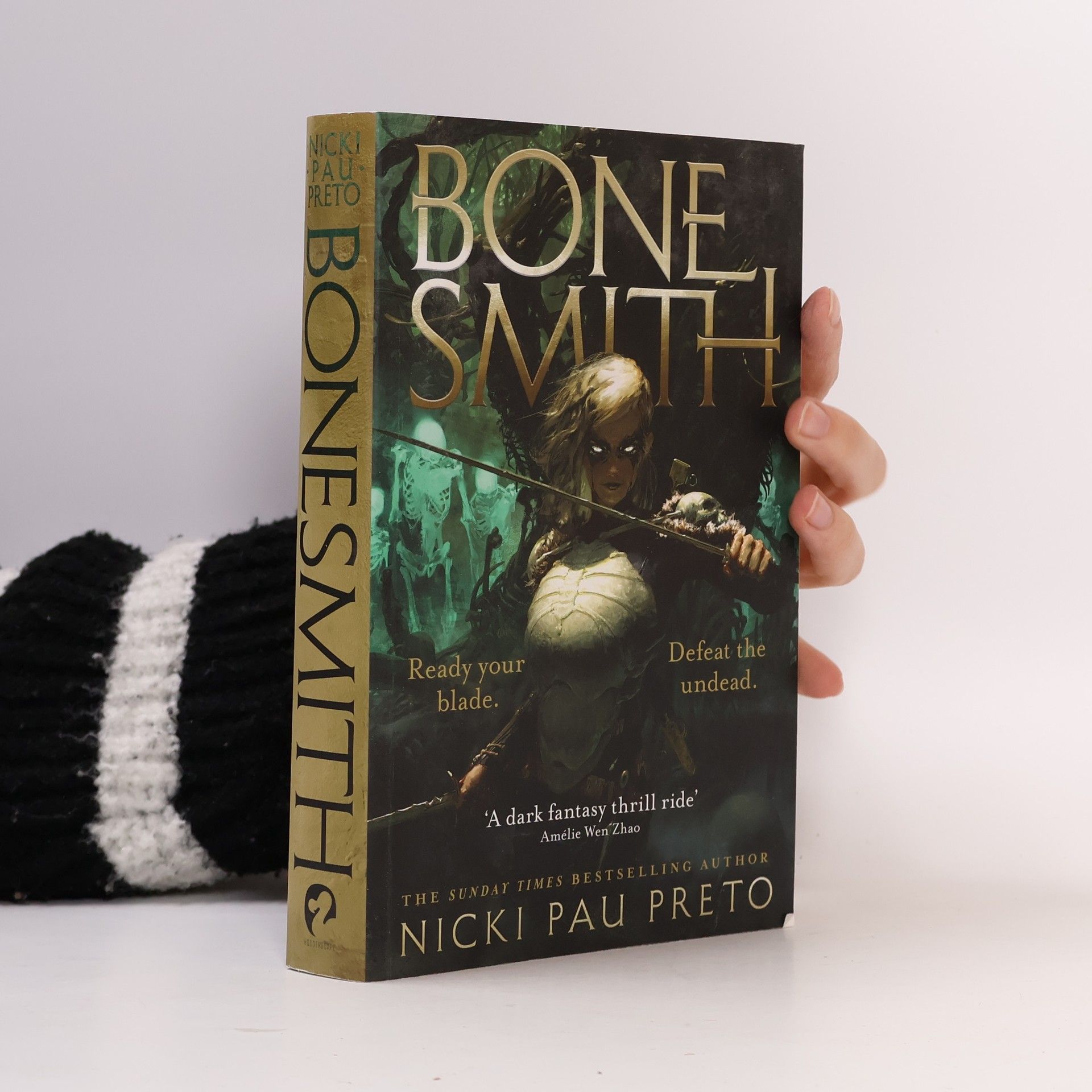 Nicki Pau Preto Bonesmith