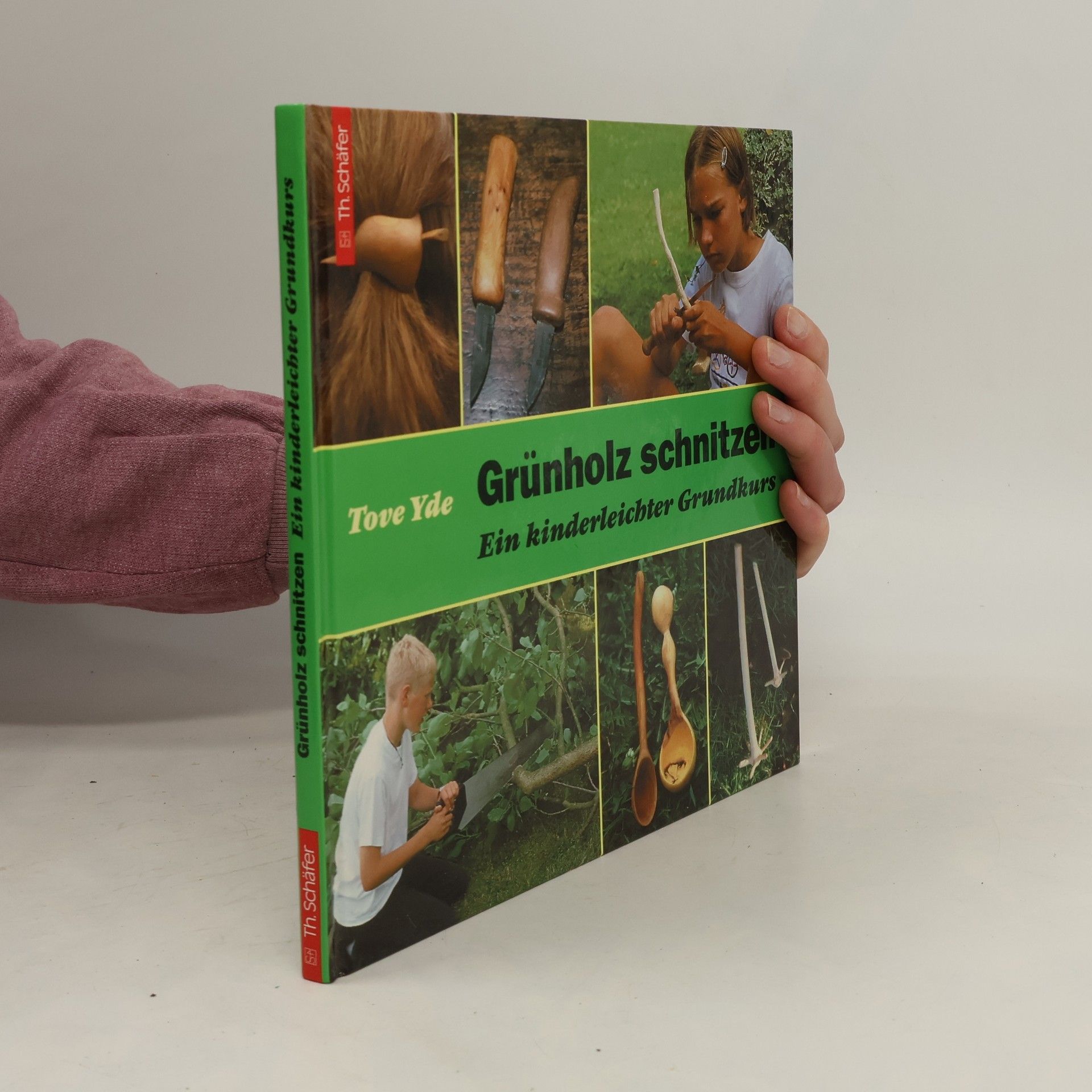 Tove Yde Grünholz schnitzen