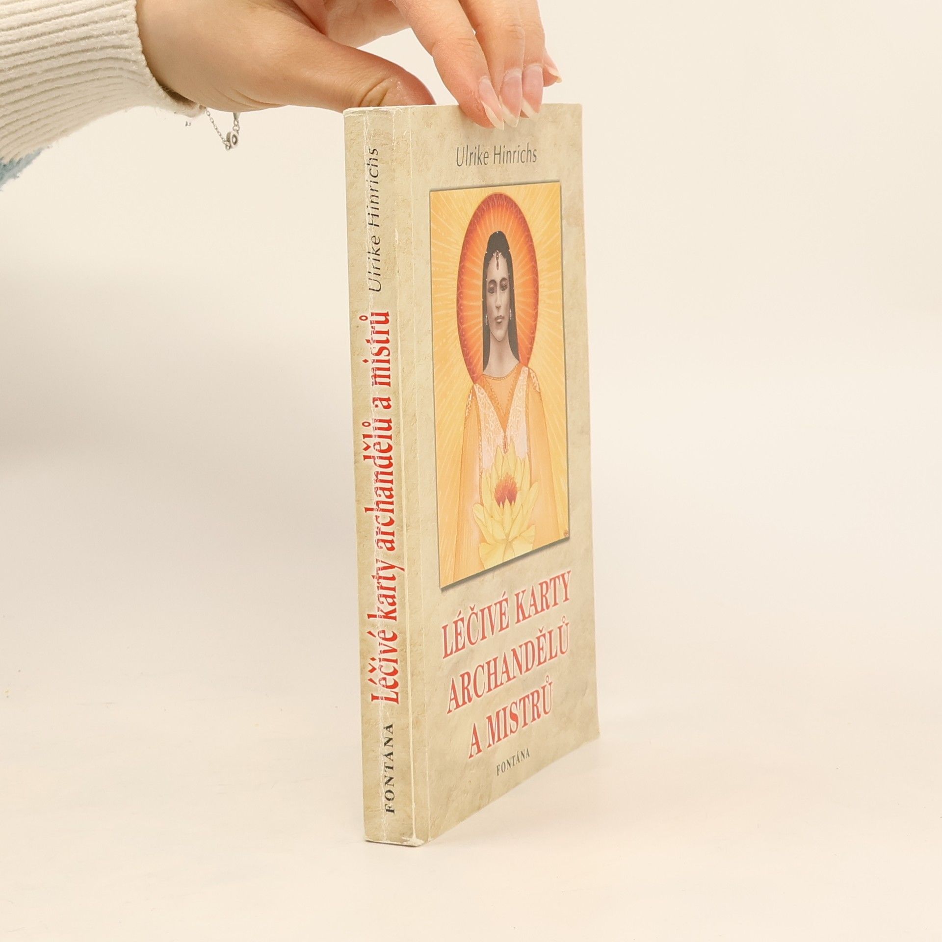 Ulrike Hinrichs Léčivé karty archandělů a mistrů