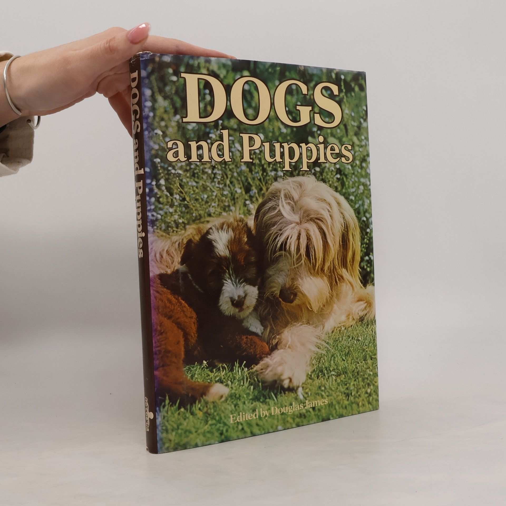 Douglas James Dogs & Puppies