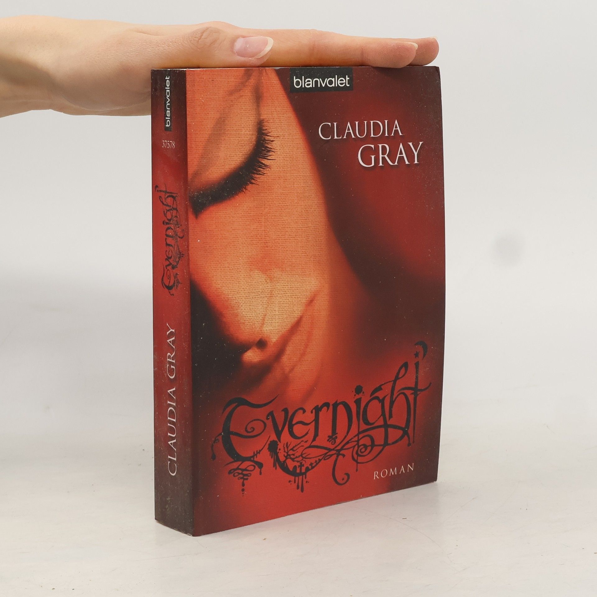 Claudia Gray Evernight 1