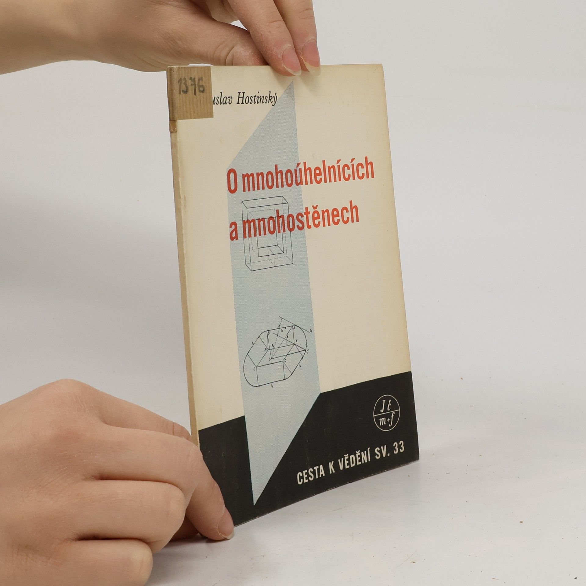 O mnohoúhelnících a mnohostěnech