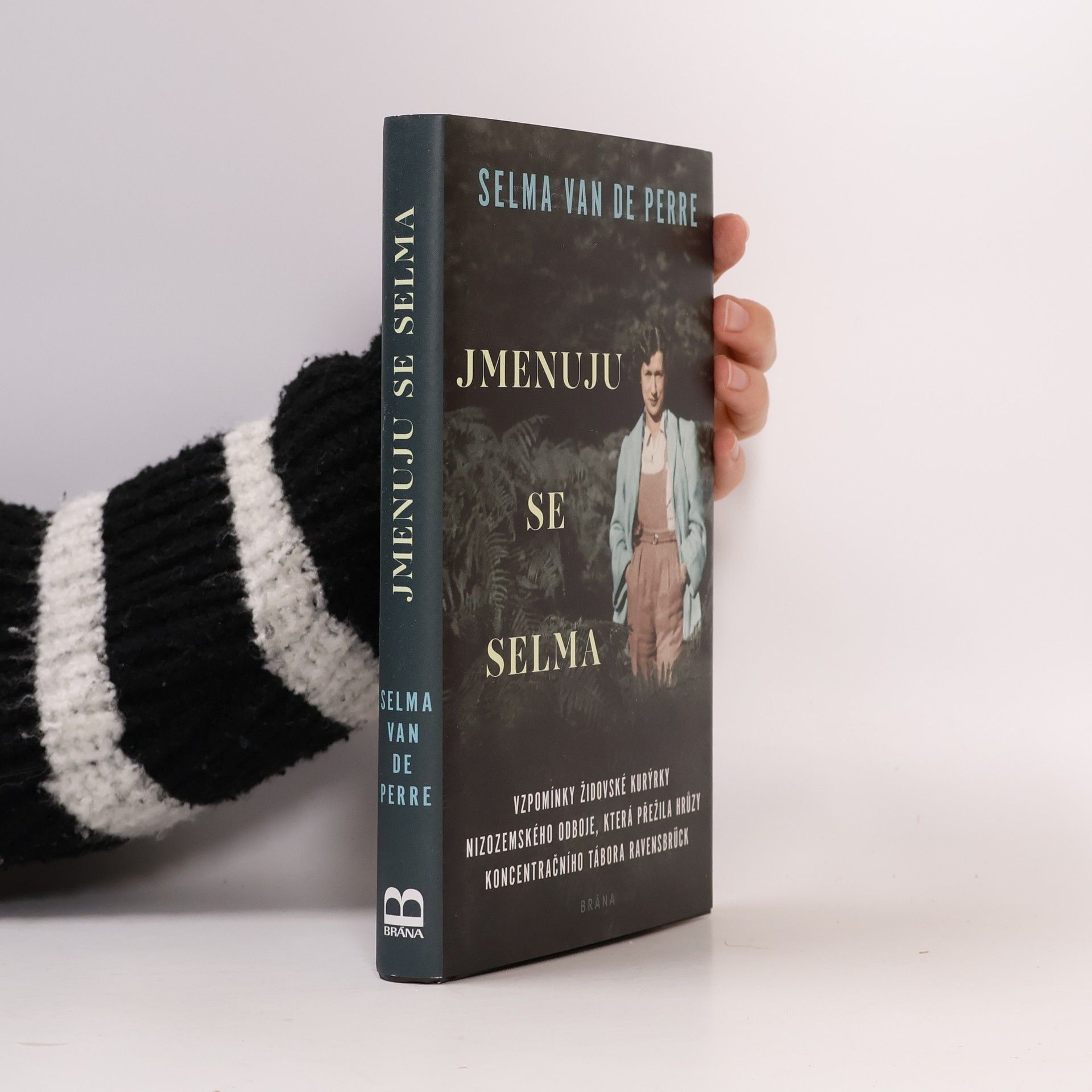 Selma Van de Perre Jmenuju se Selma