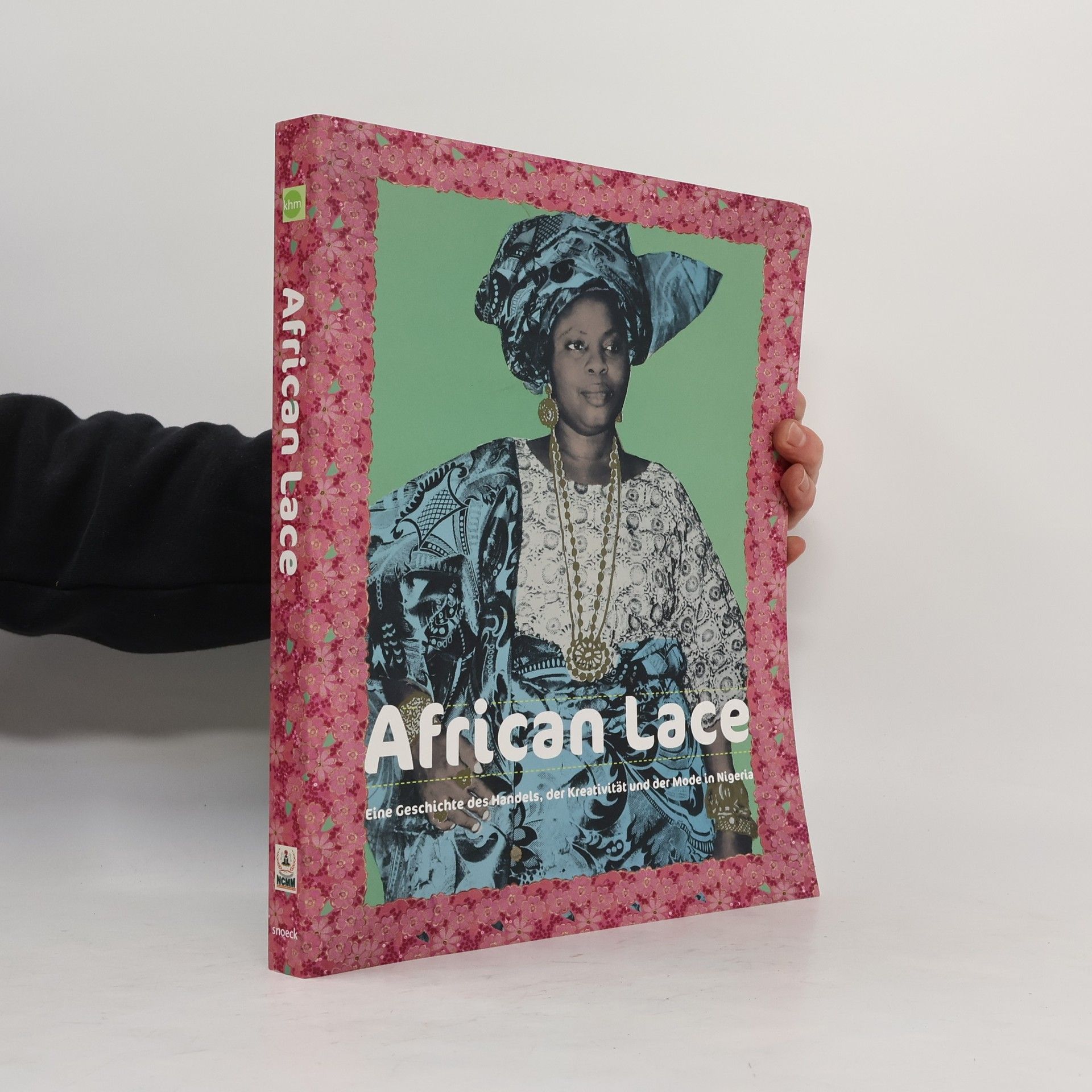 Barbara Plankensteiner African Lace