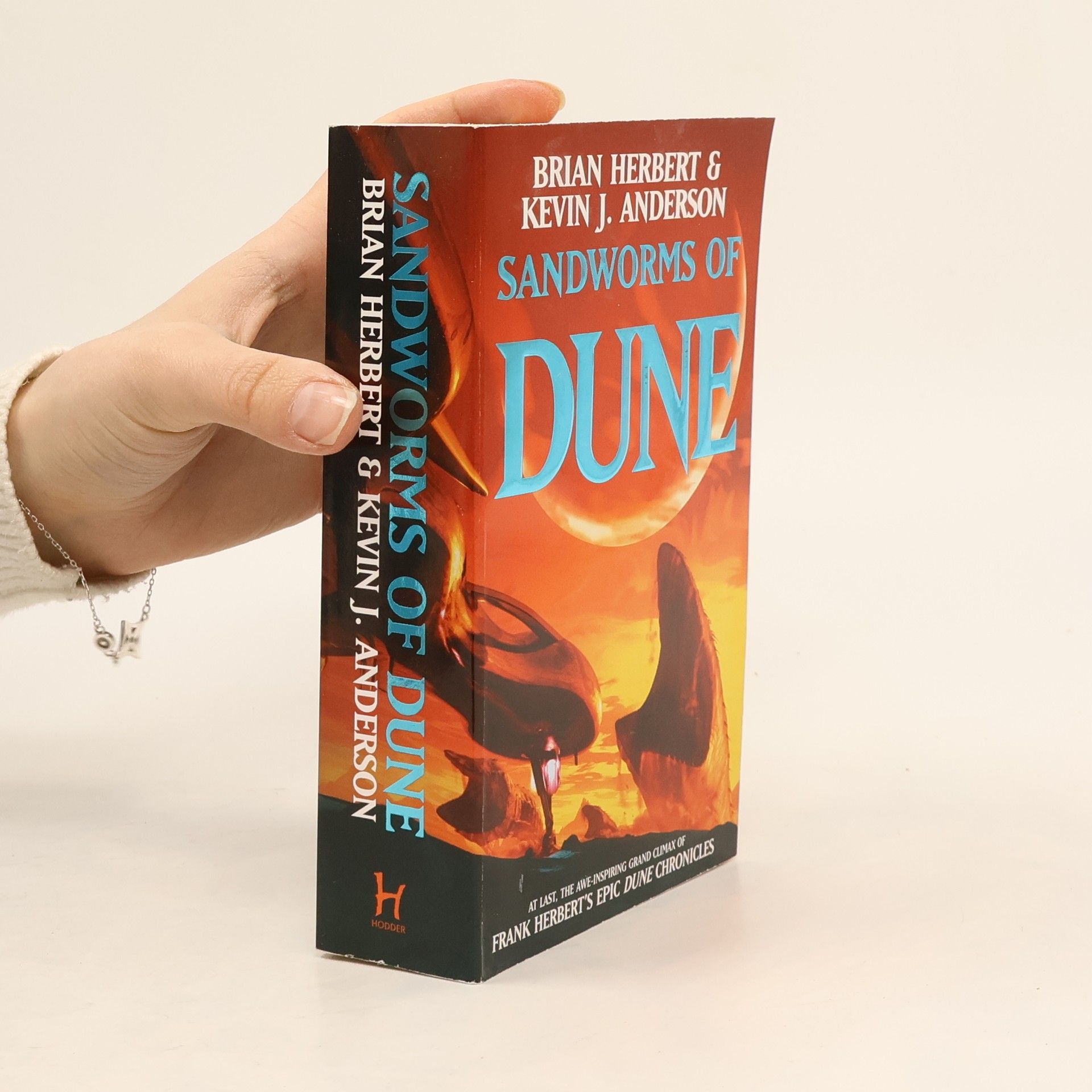 Kevin J. Anderson Sandworms of Dune