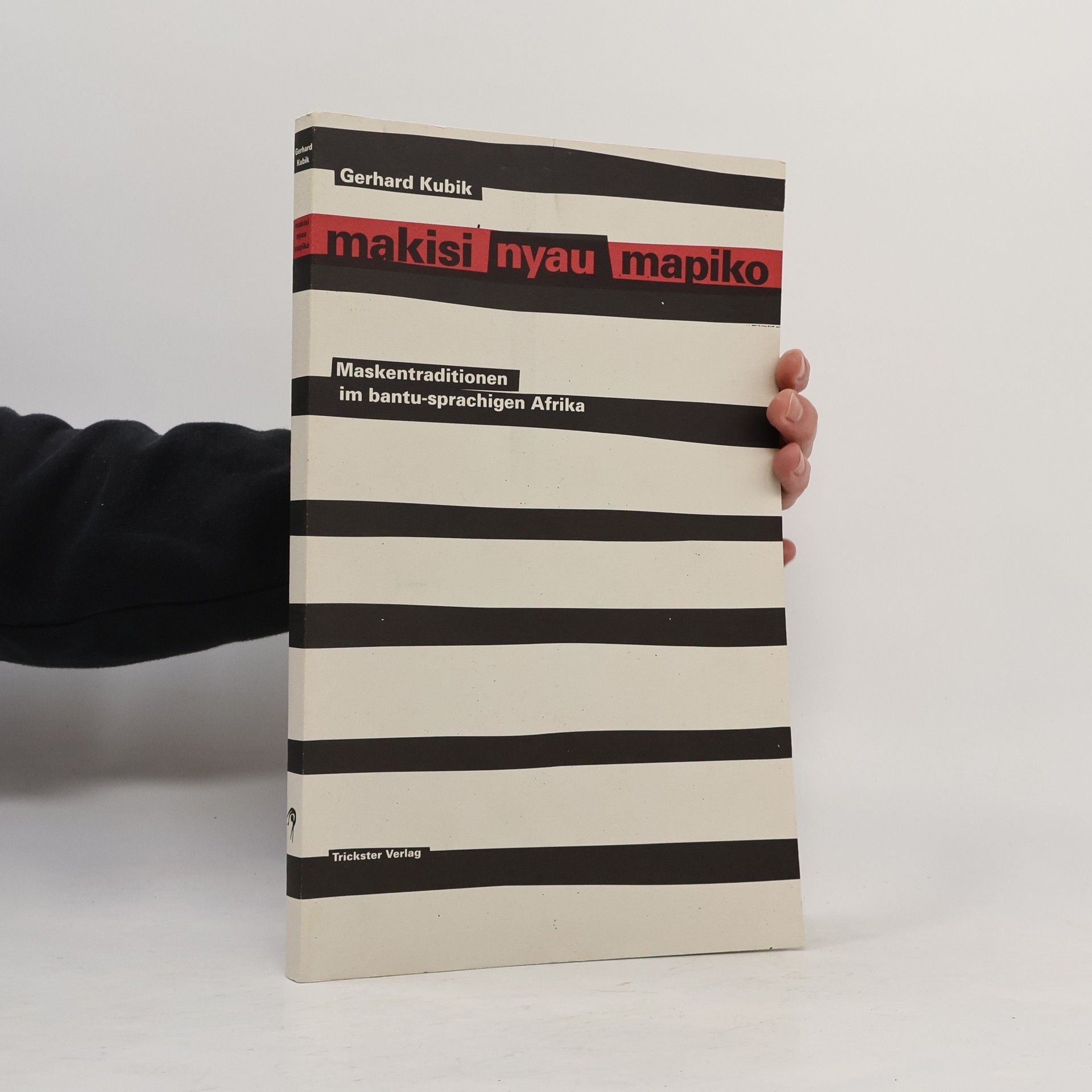 Gerhard Kubik Makisi Nyau Mapiko