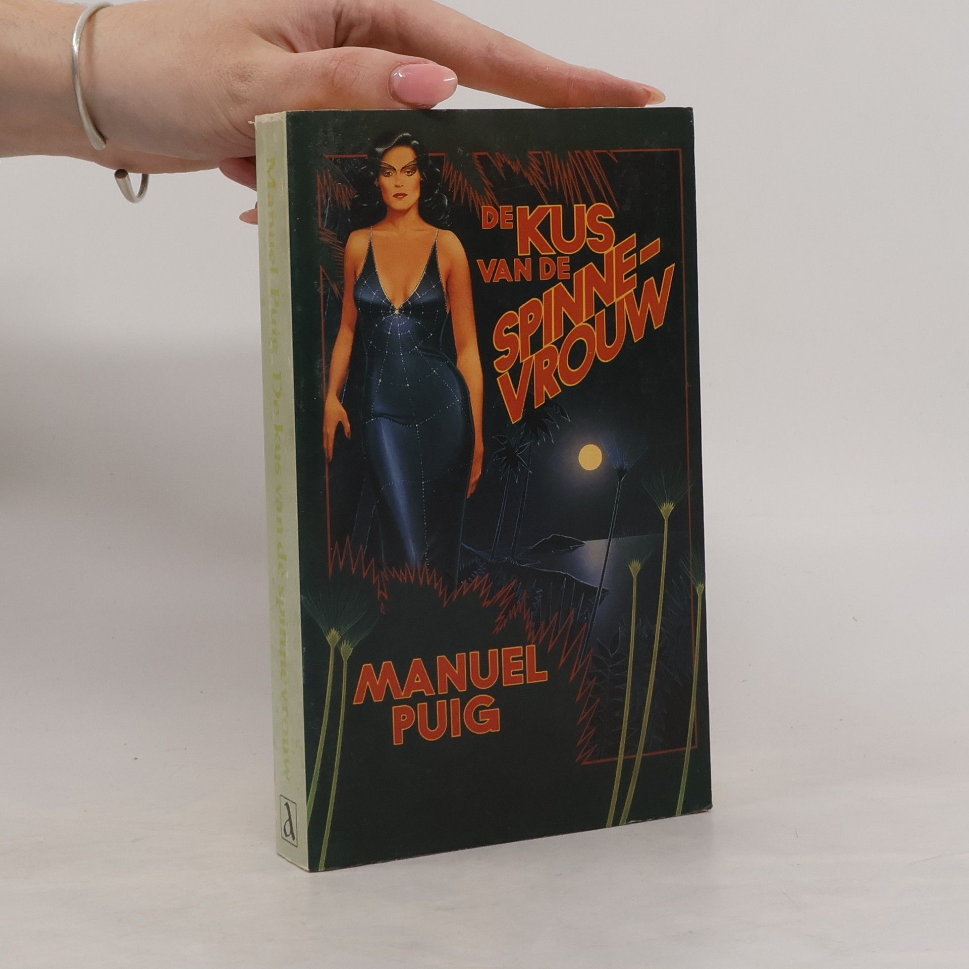 De kus van de spinnevrouw