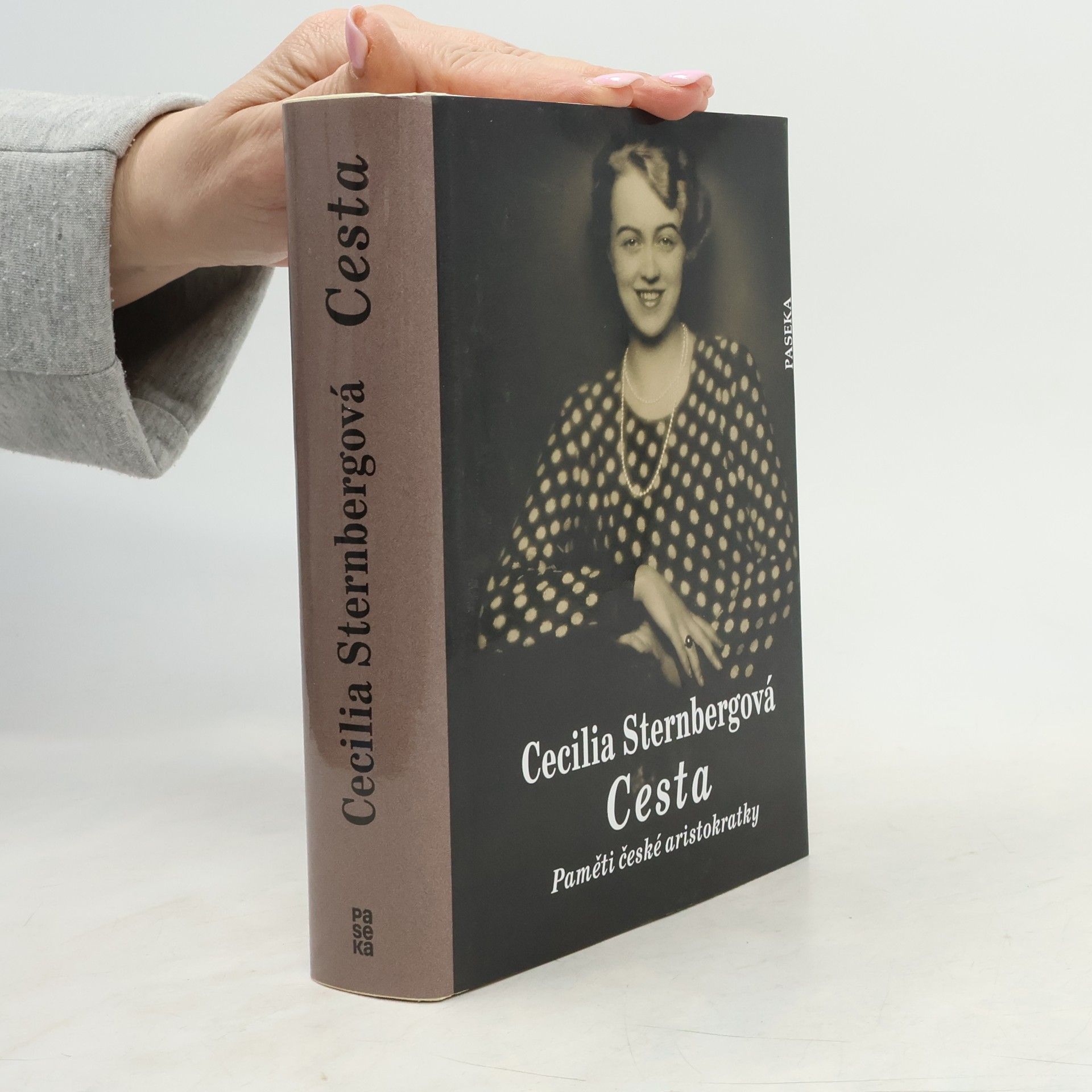 Cesta : paměti české aristokratky