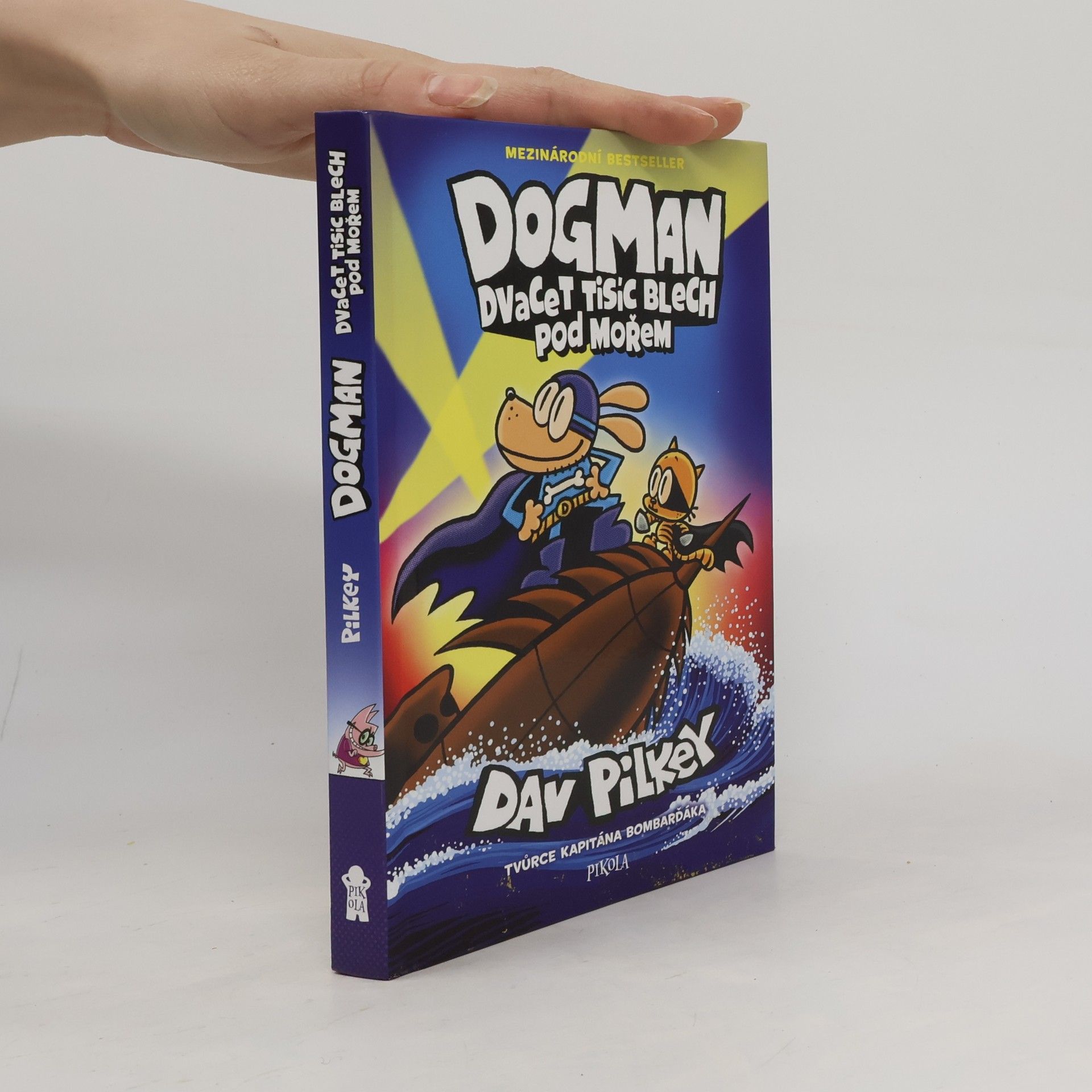 Dav Pilkey Dogman : dvacer tisíc blech pod mořem