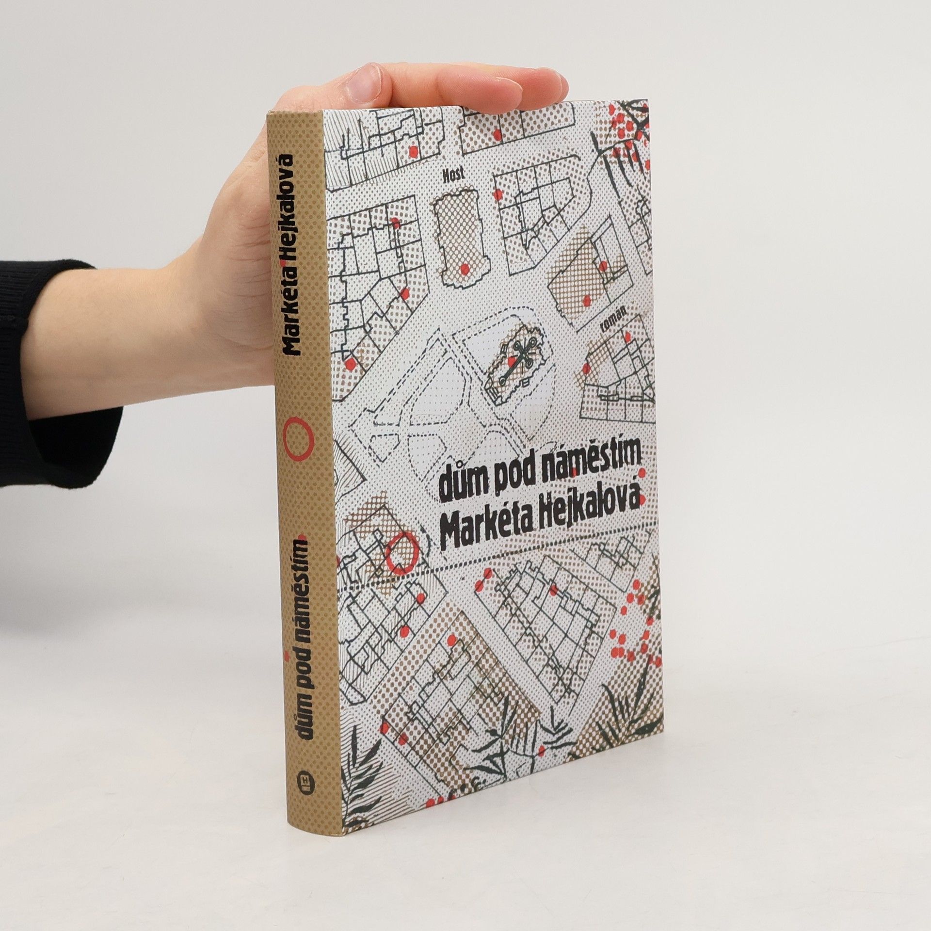 Dům pod náměstím