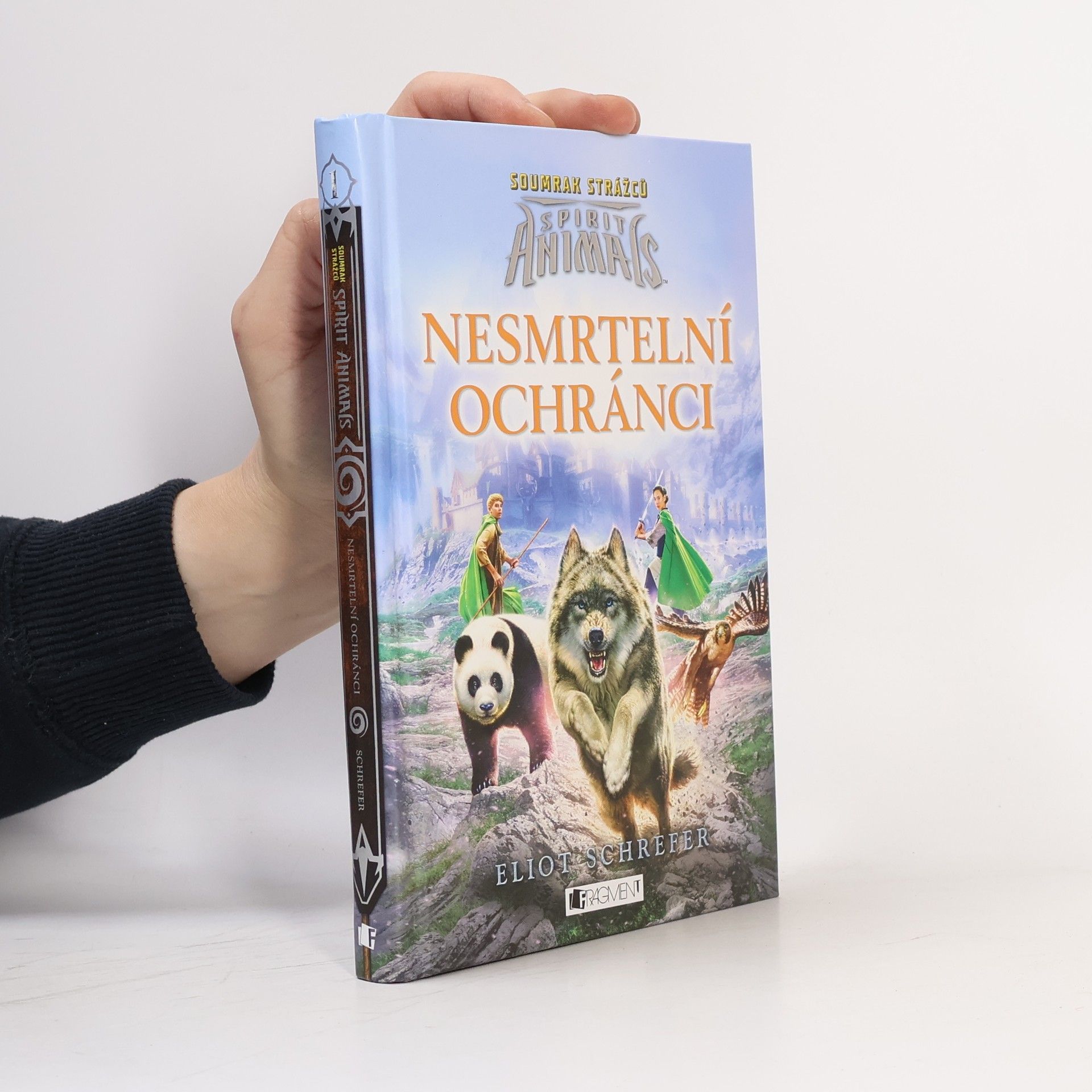 Eliot Schrefer Nesmrtelní ochránci