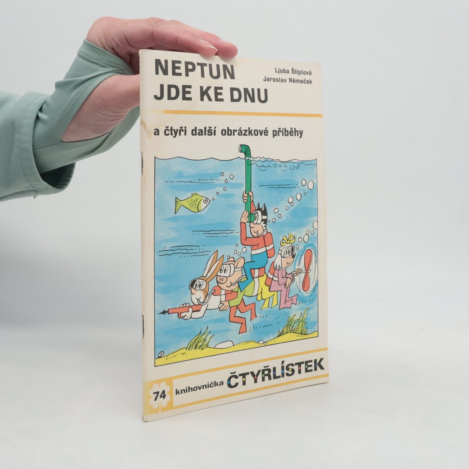 Various authors Čtyřlístek 74