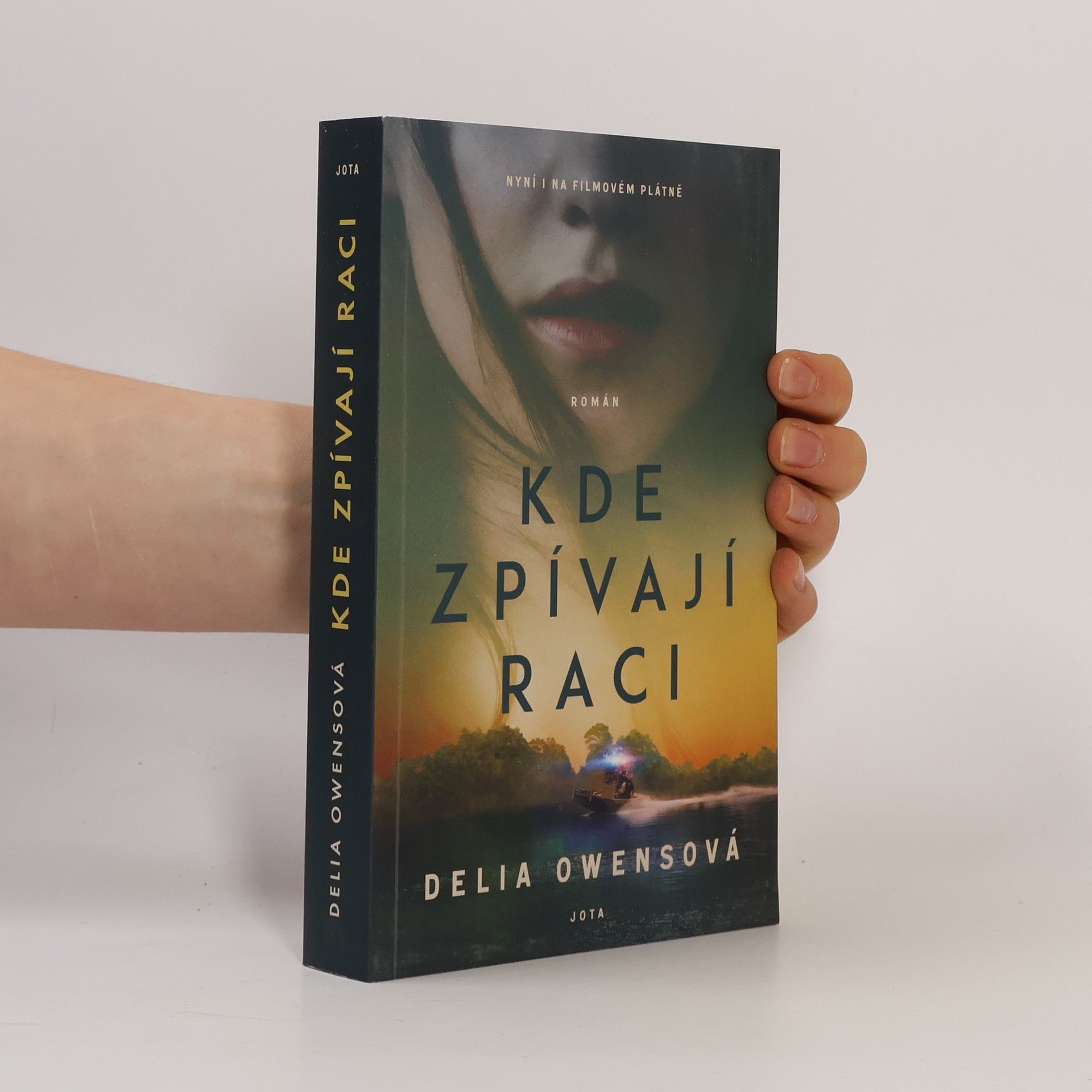 Delia Owens Kde zpívají raci