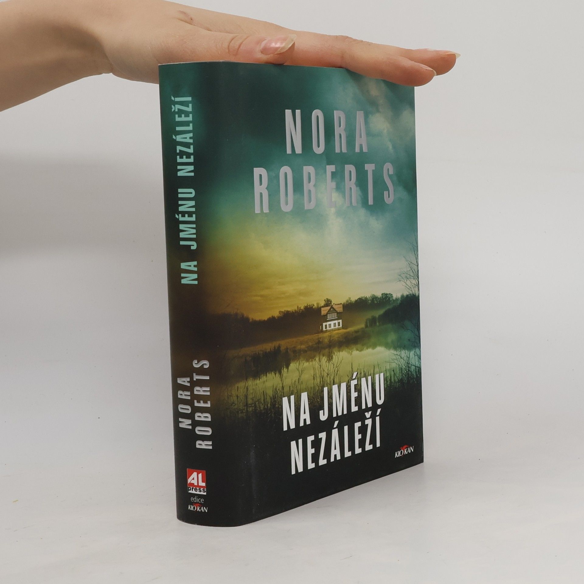 Nora Roberts Na jménu nezáleží
