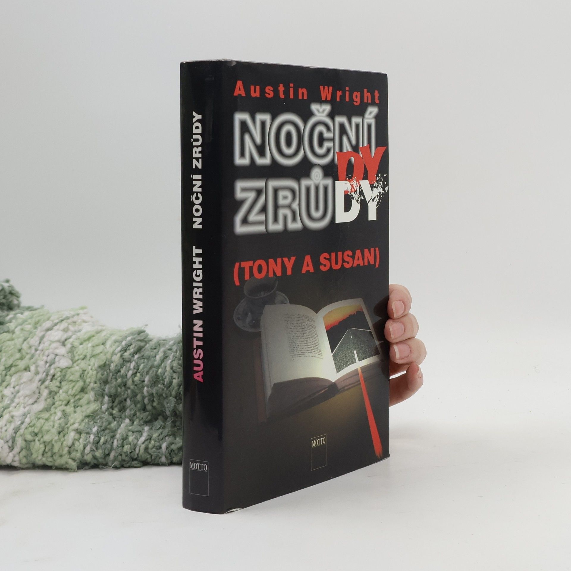 Austin McGiffert Wright Noční zrůdy