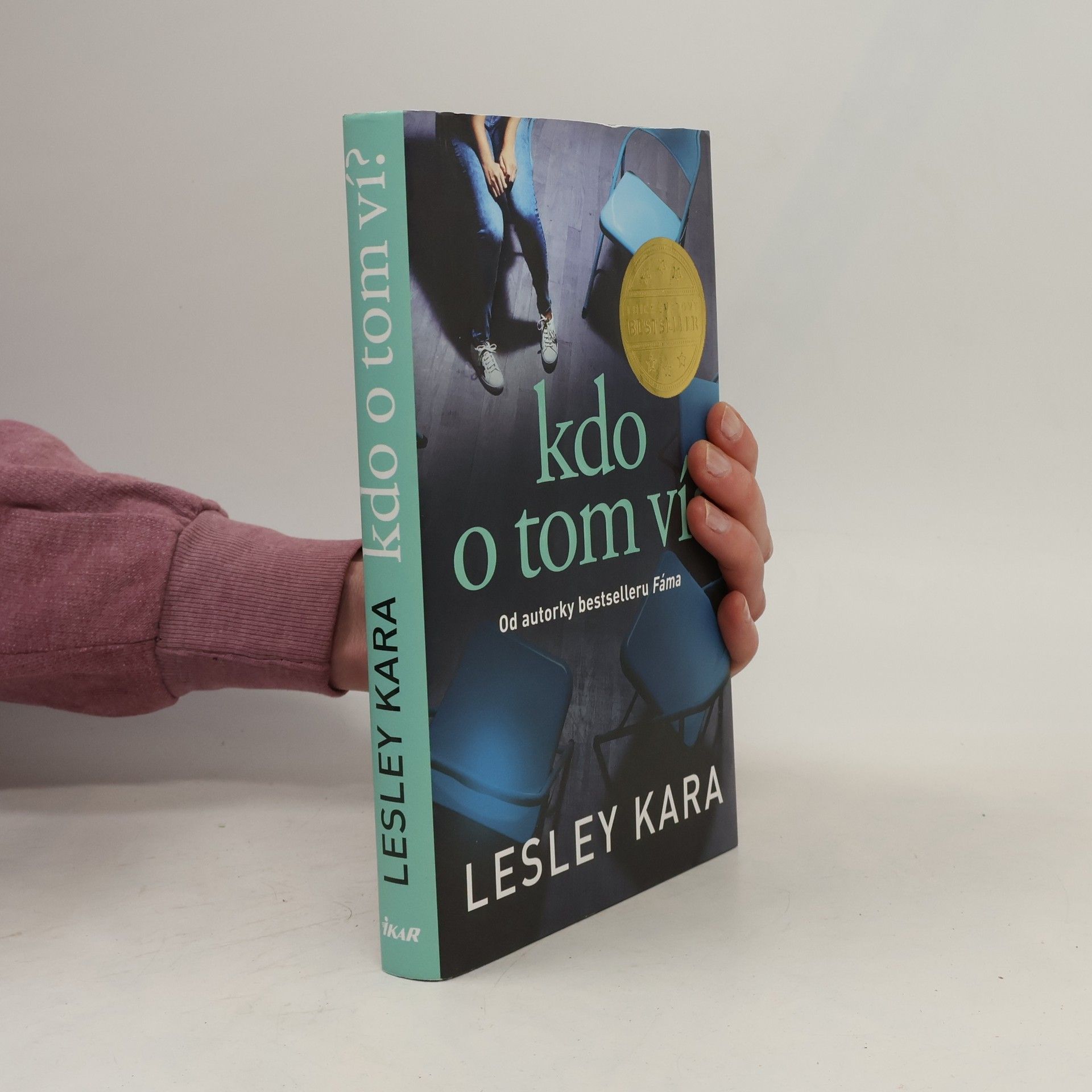 Lesley Kara Kdo o tom ví?